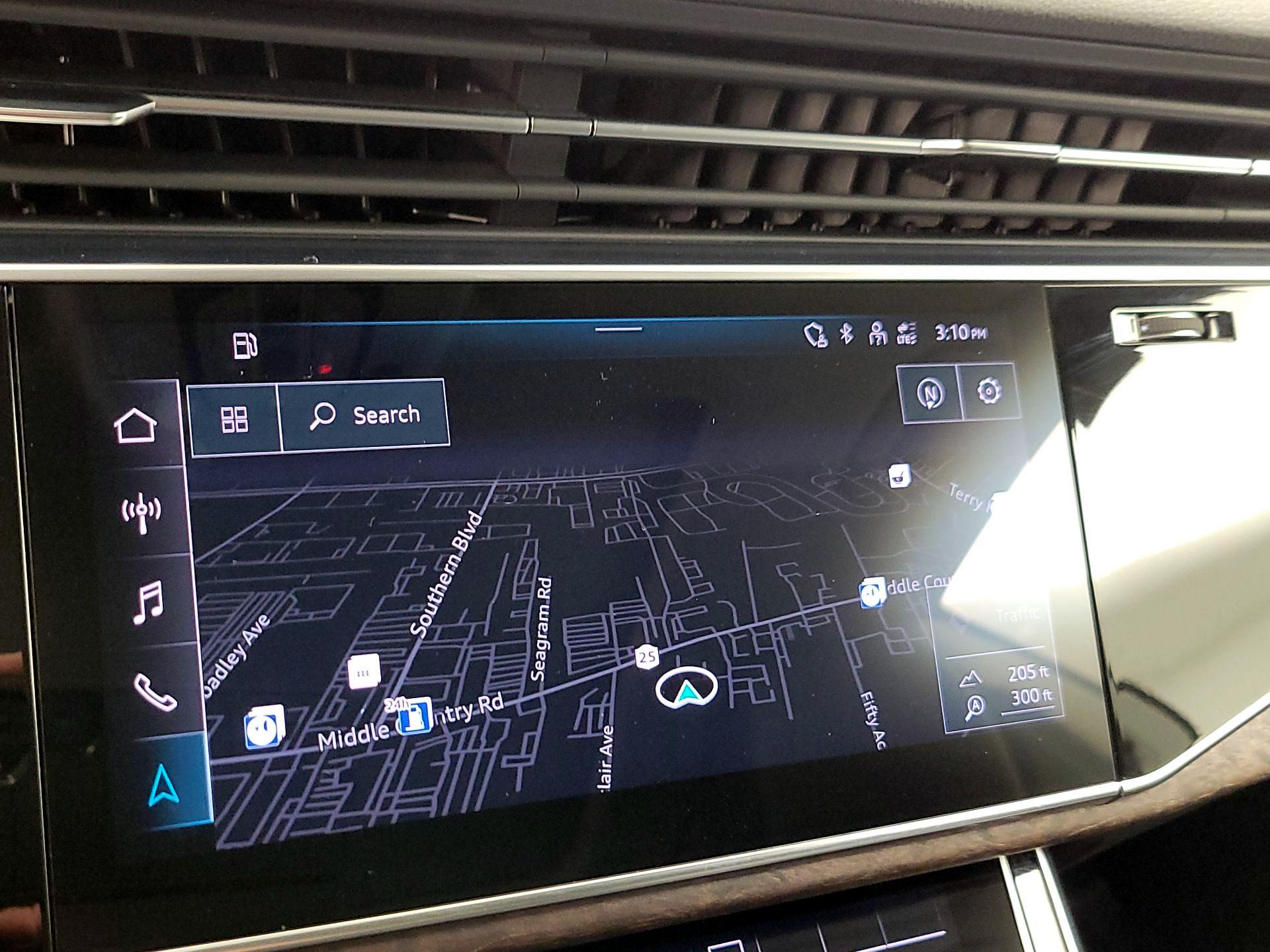 Thumbnail: 2023 Audi Q8 - 14