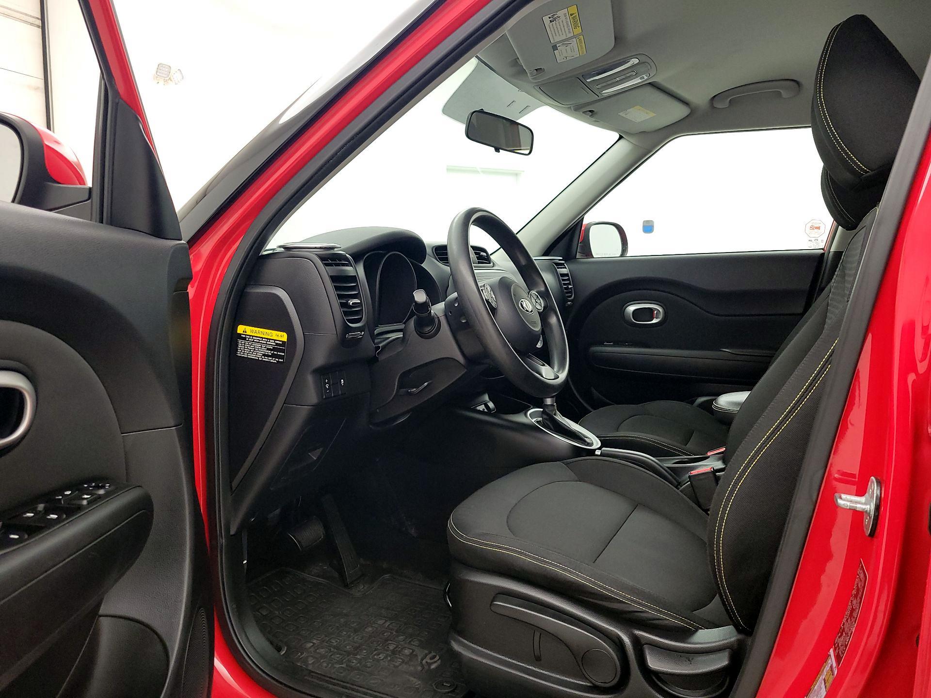 Thumbnail: 2014 Kia Soul - 11