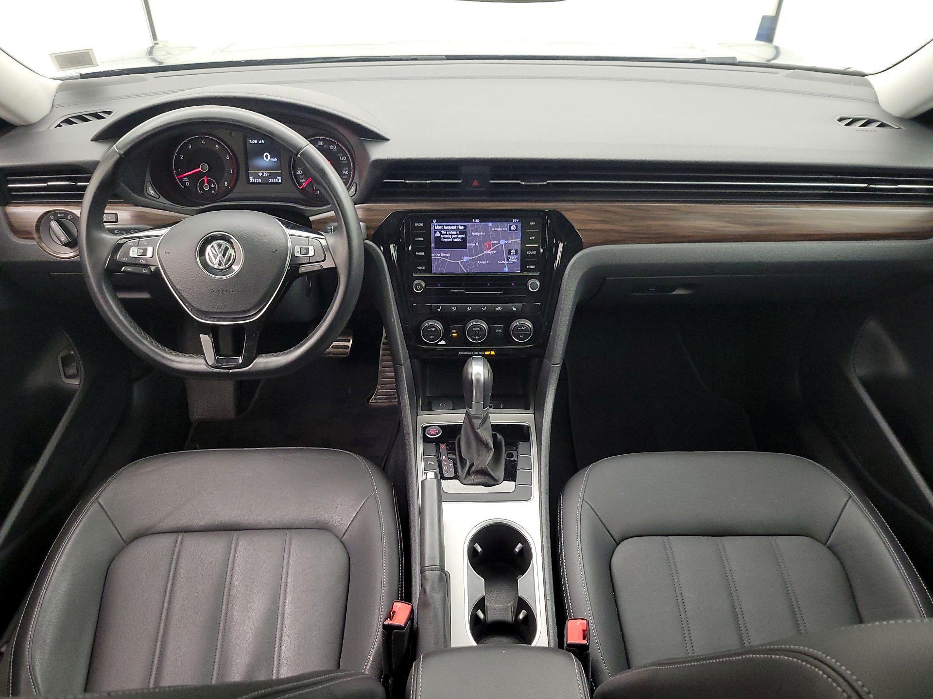 Thumbnail: 2020 Volkswagen Passat - 9