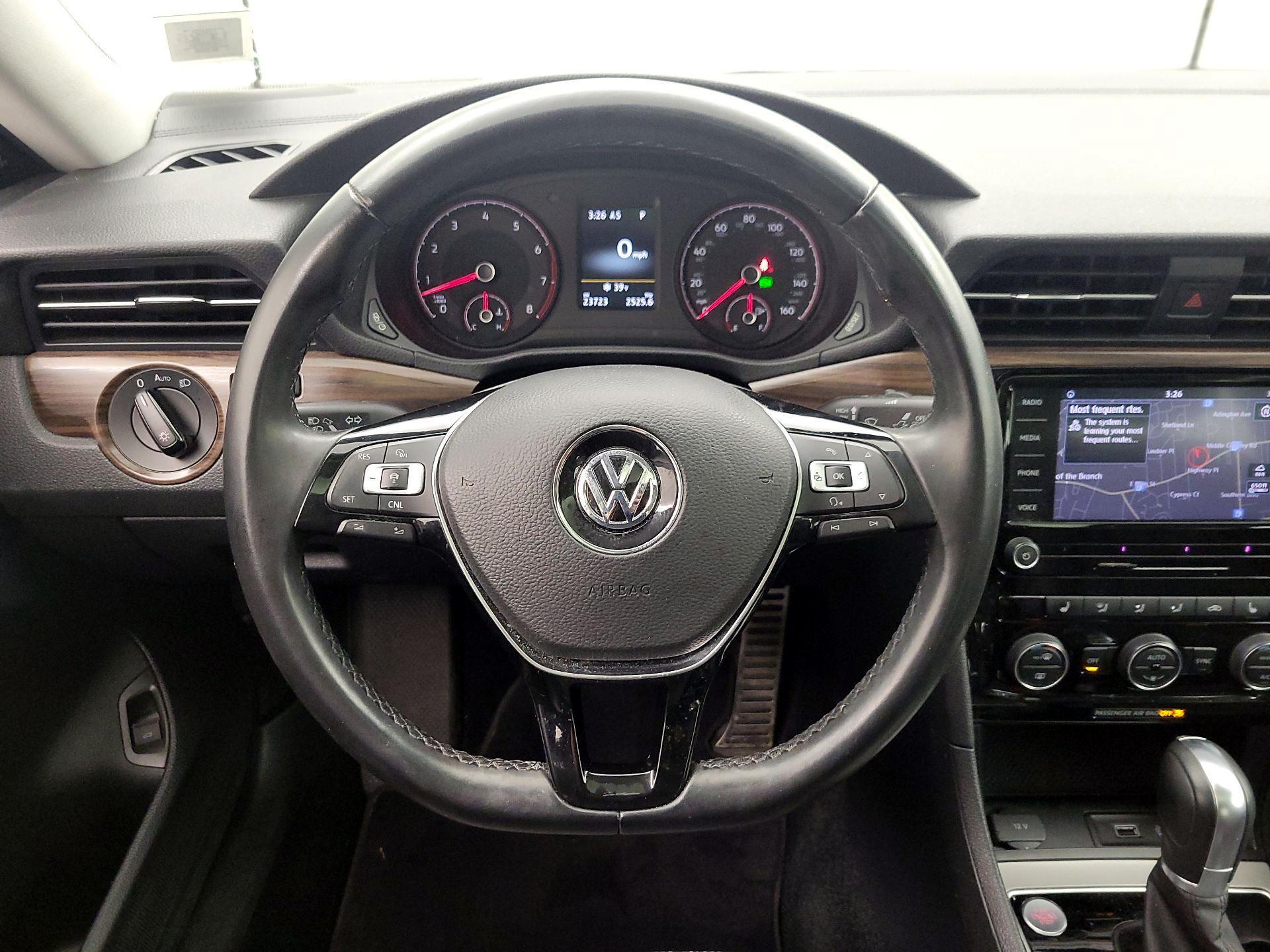 Thumbnail: 2020 Volkswagen Passat - 10