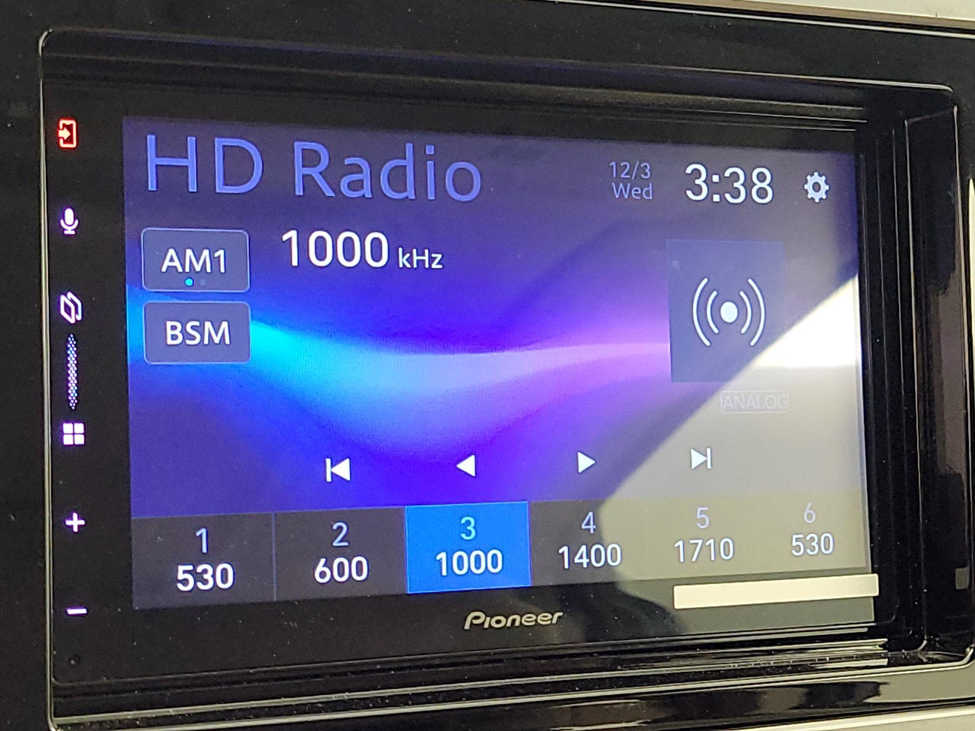 Thumbnail: 2015 Subaru Legacy - 15