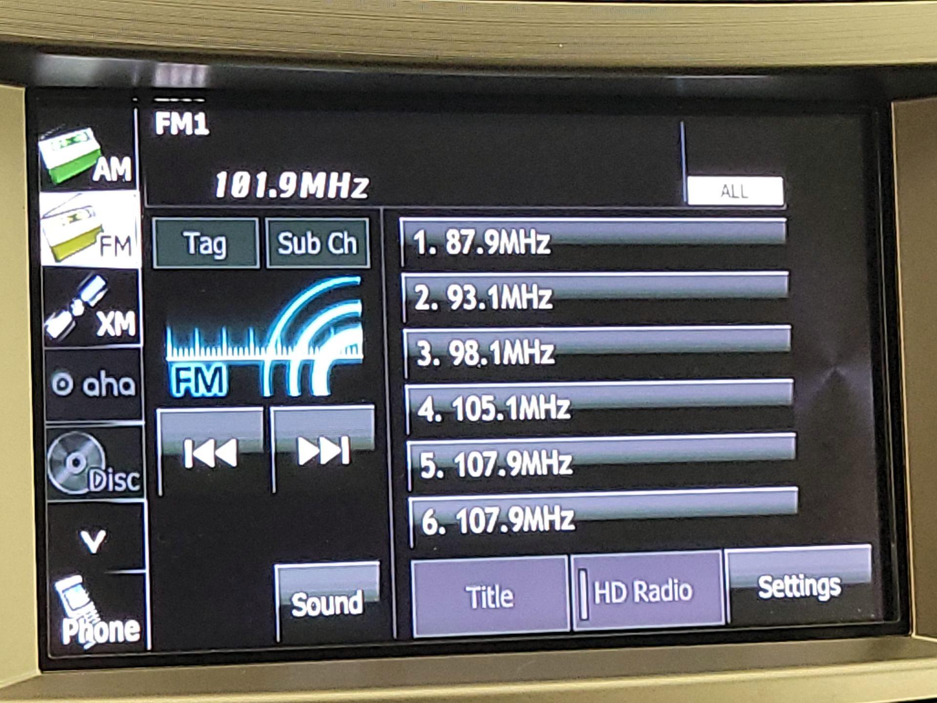 Thumbnail: 2014 Subaru Outback - 16