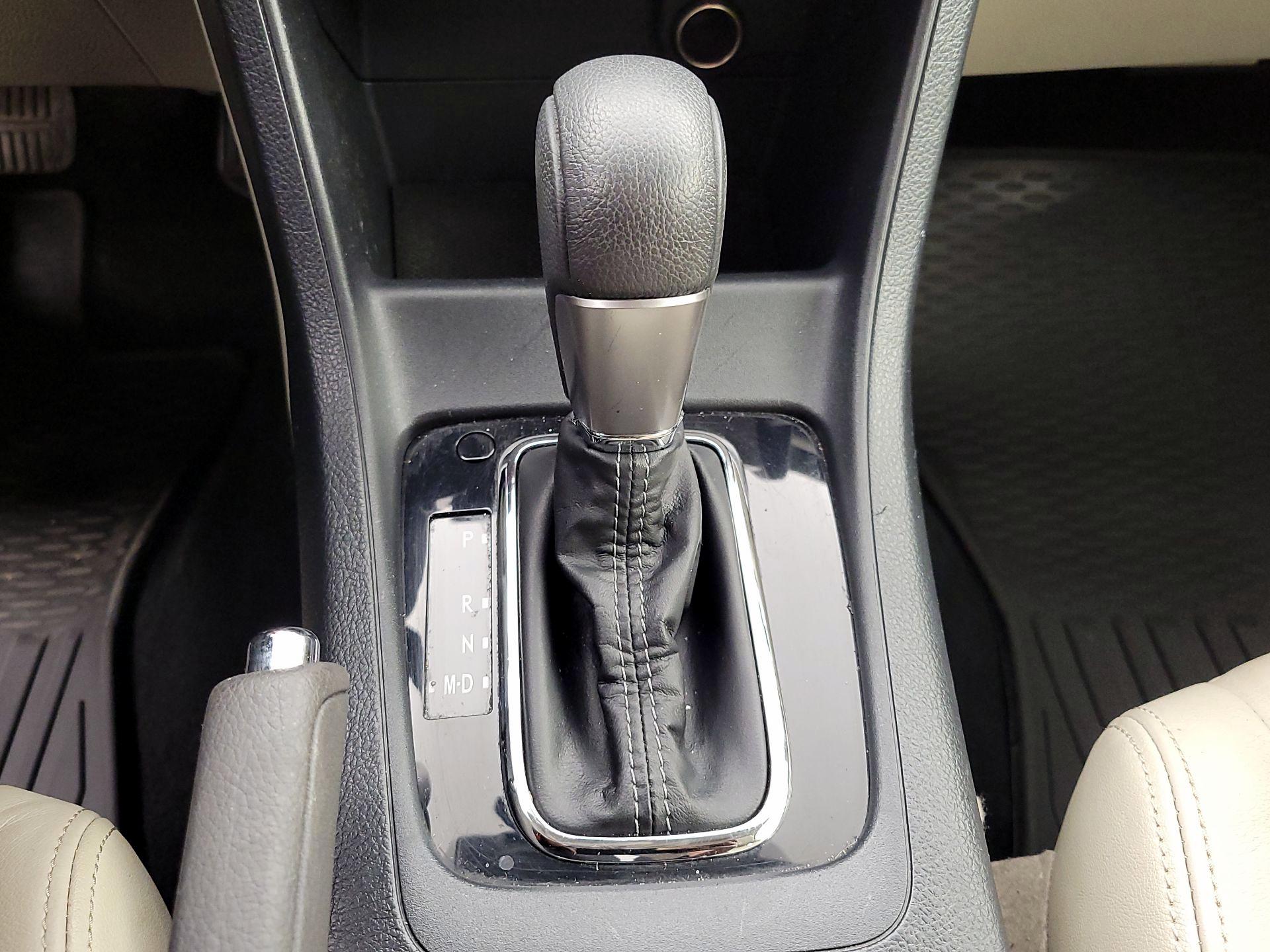 Thumbnail: 2015 Subaru XV Crosstrek - 18