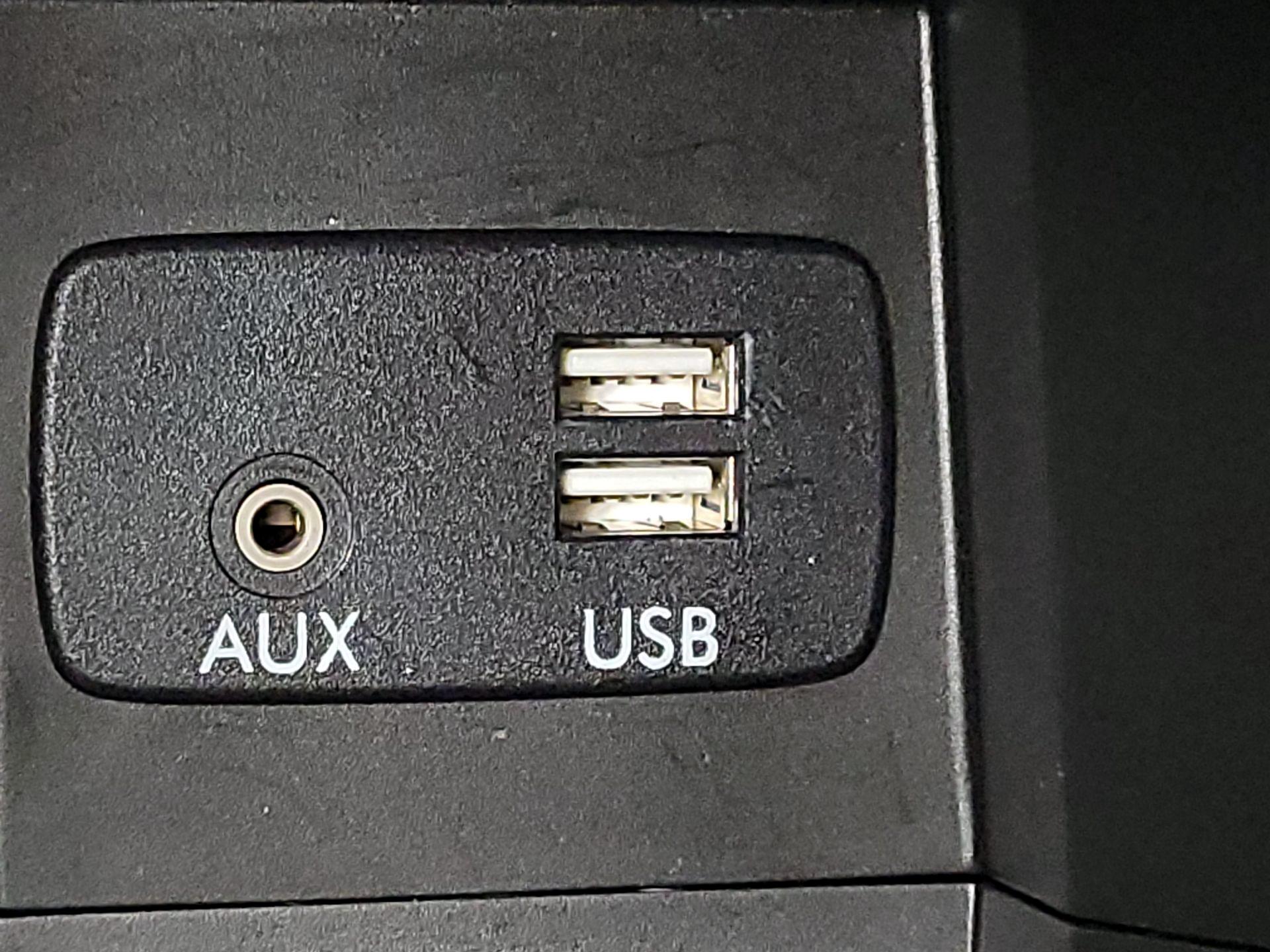 Thumbnail: 2015 Subaru XV Crosstrek - 19