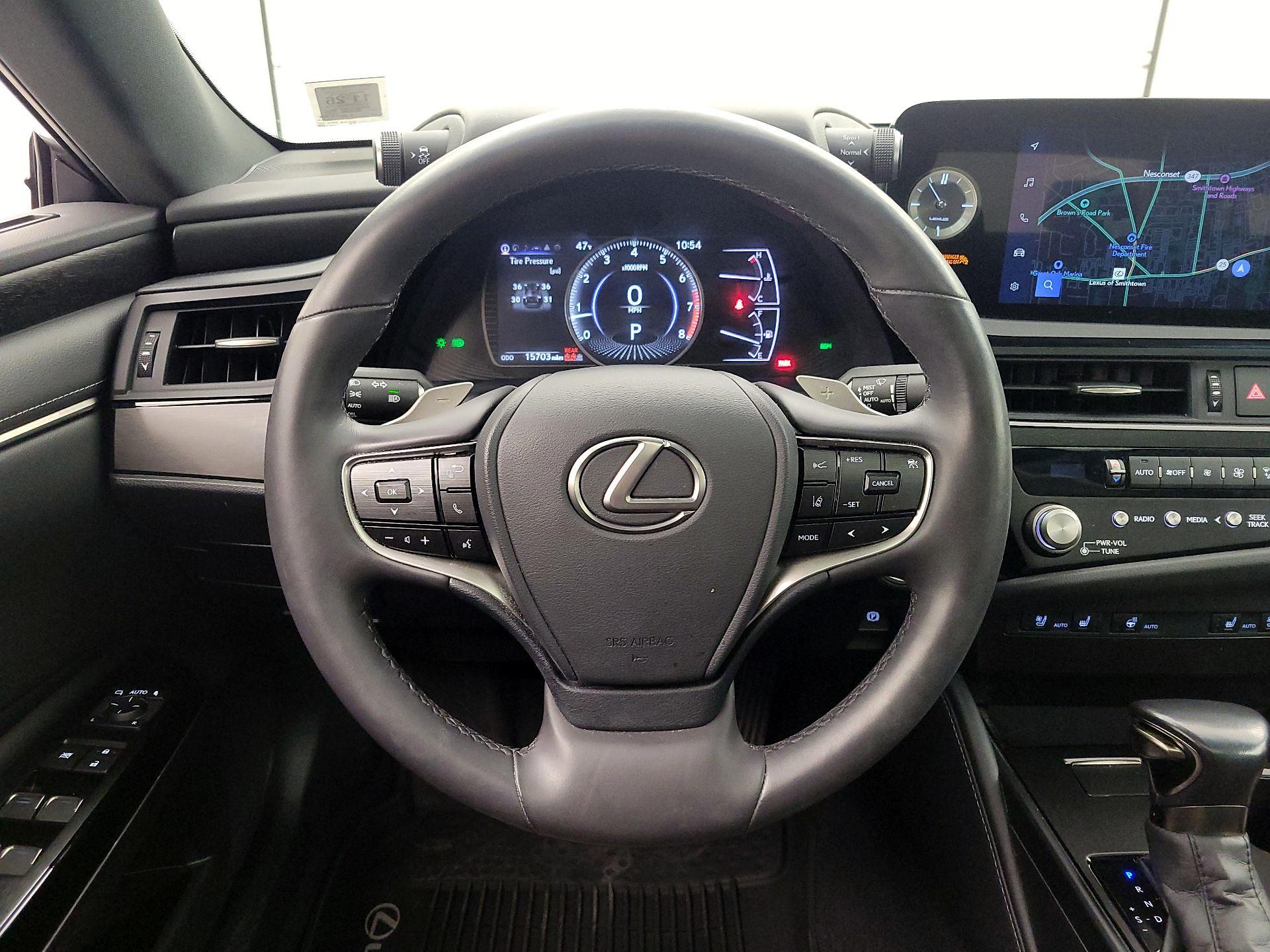 Thumbnail: 2023 Lexus ES - 10