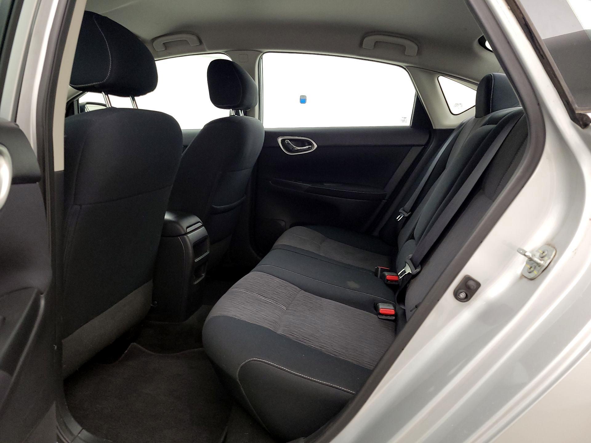 Thumbnail: 2014 Nissan Sentra - 19