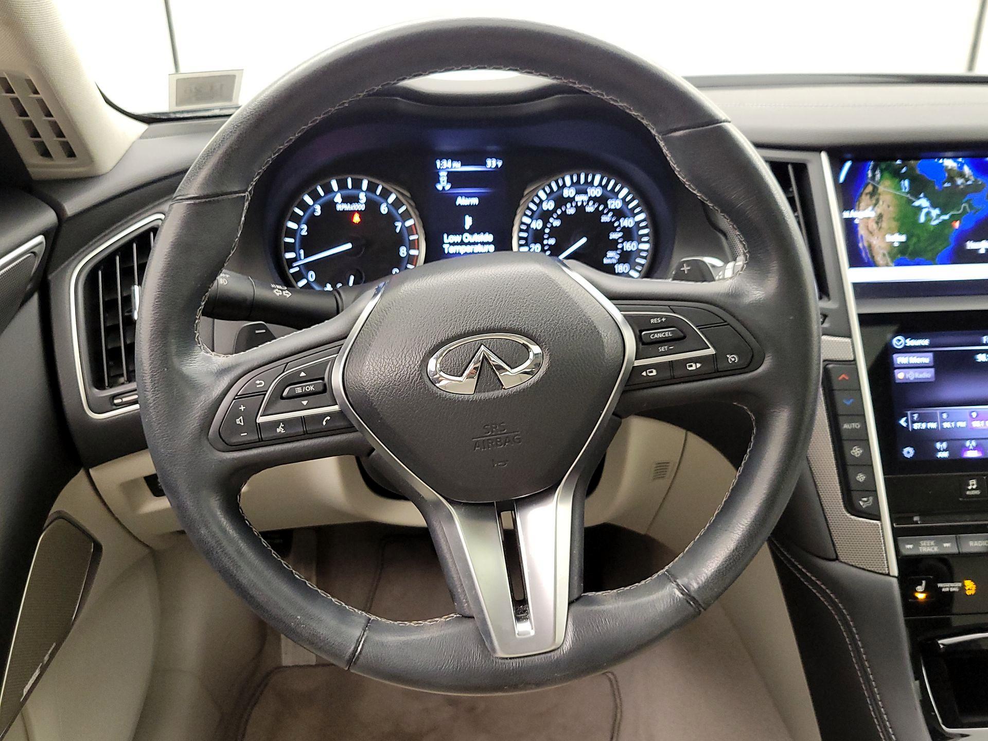 Thumbnail: 2020 INFINITI Q50 - 10