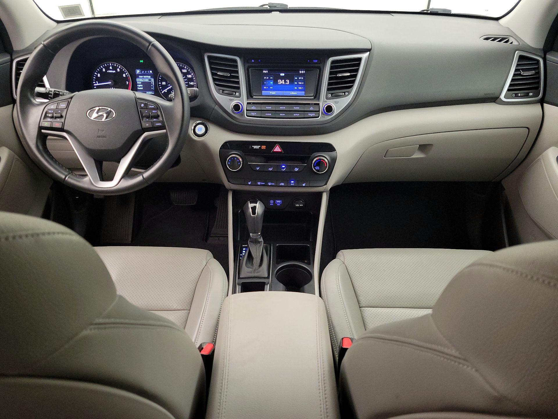 Thumbnail: 2017 Hyundai Tucson - 9