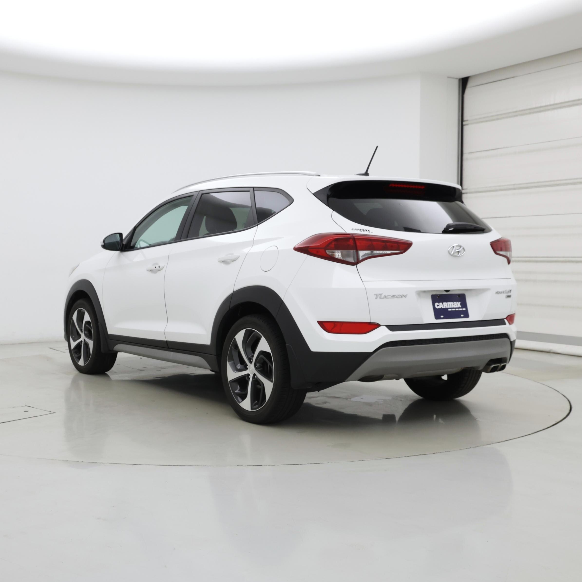 Thumbnail: 2017 Hyundai Tucson - 2