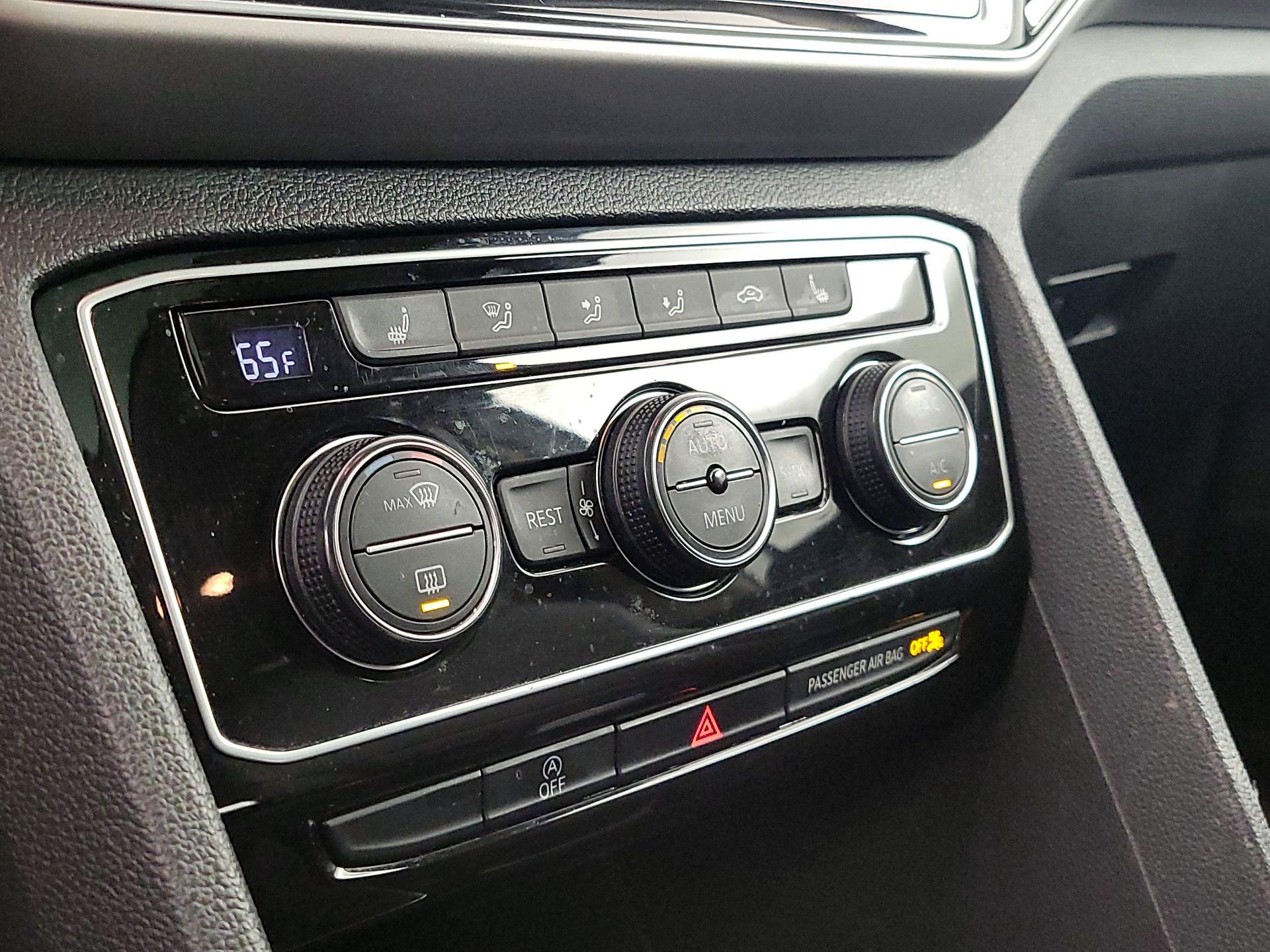 Thumbnail: 2018 Volkswagen Atlas - 16