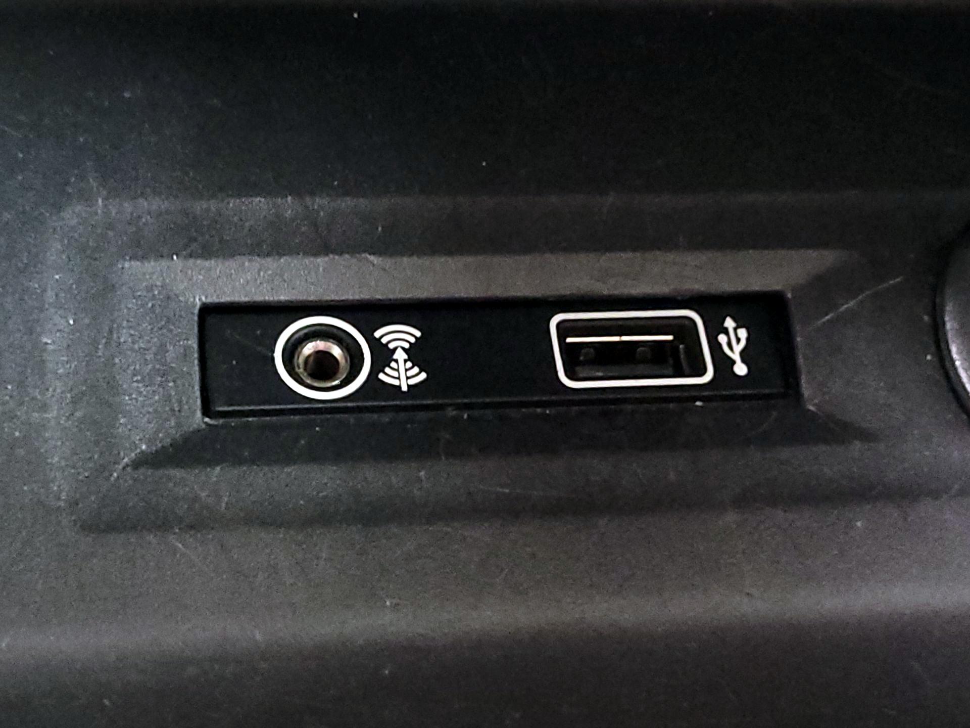 Thumbnail: 2018 Volkswagen Atlas - 18