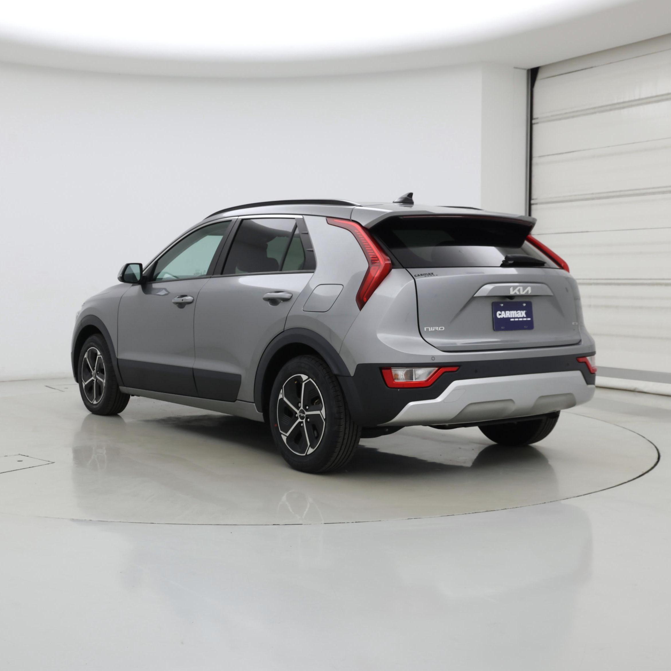 Thumbnail: 2023 Kia Niro - 2