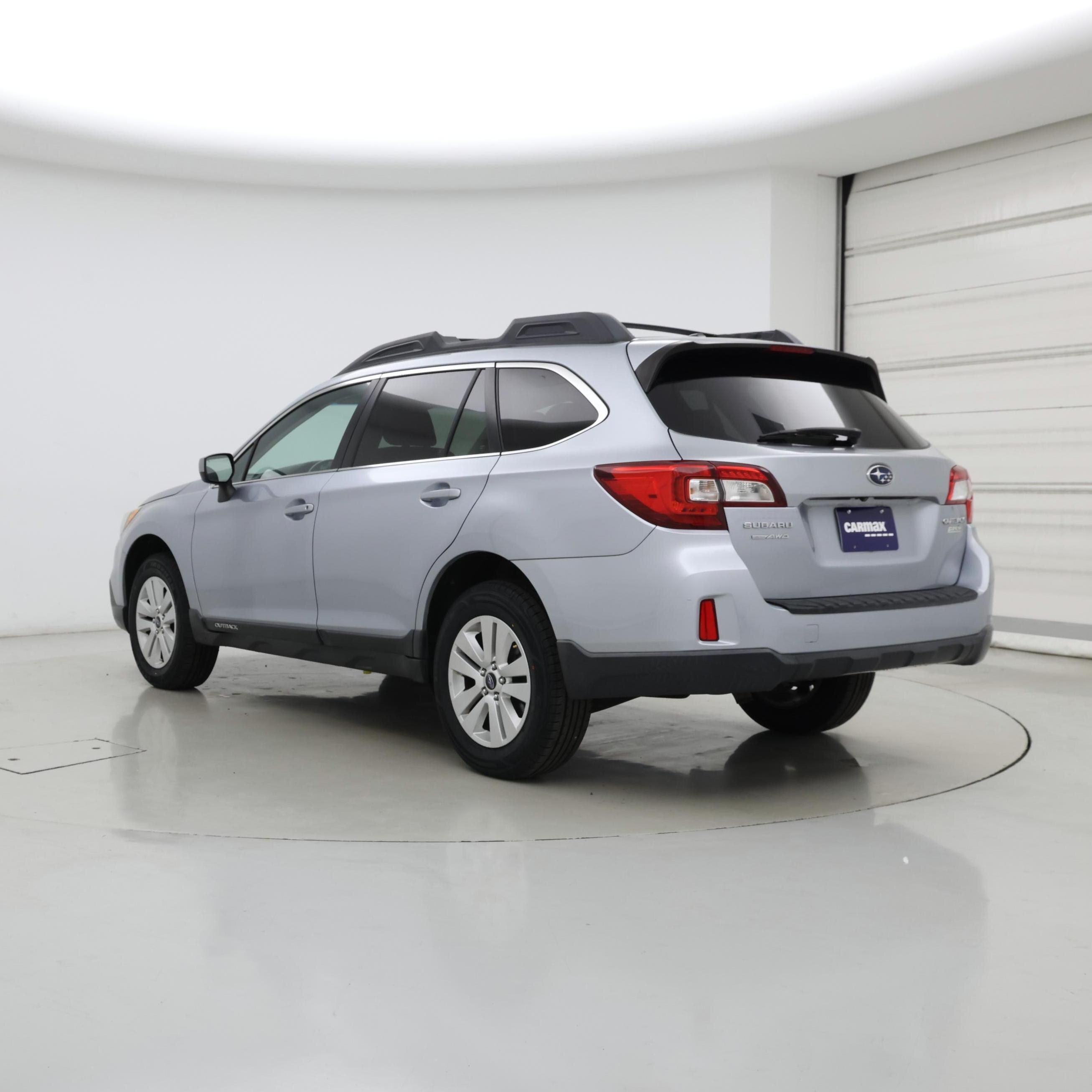 Thumbnail: 2015 Subaru Outback - 2
