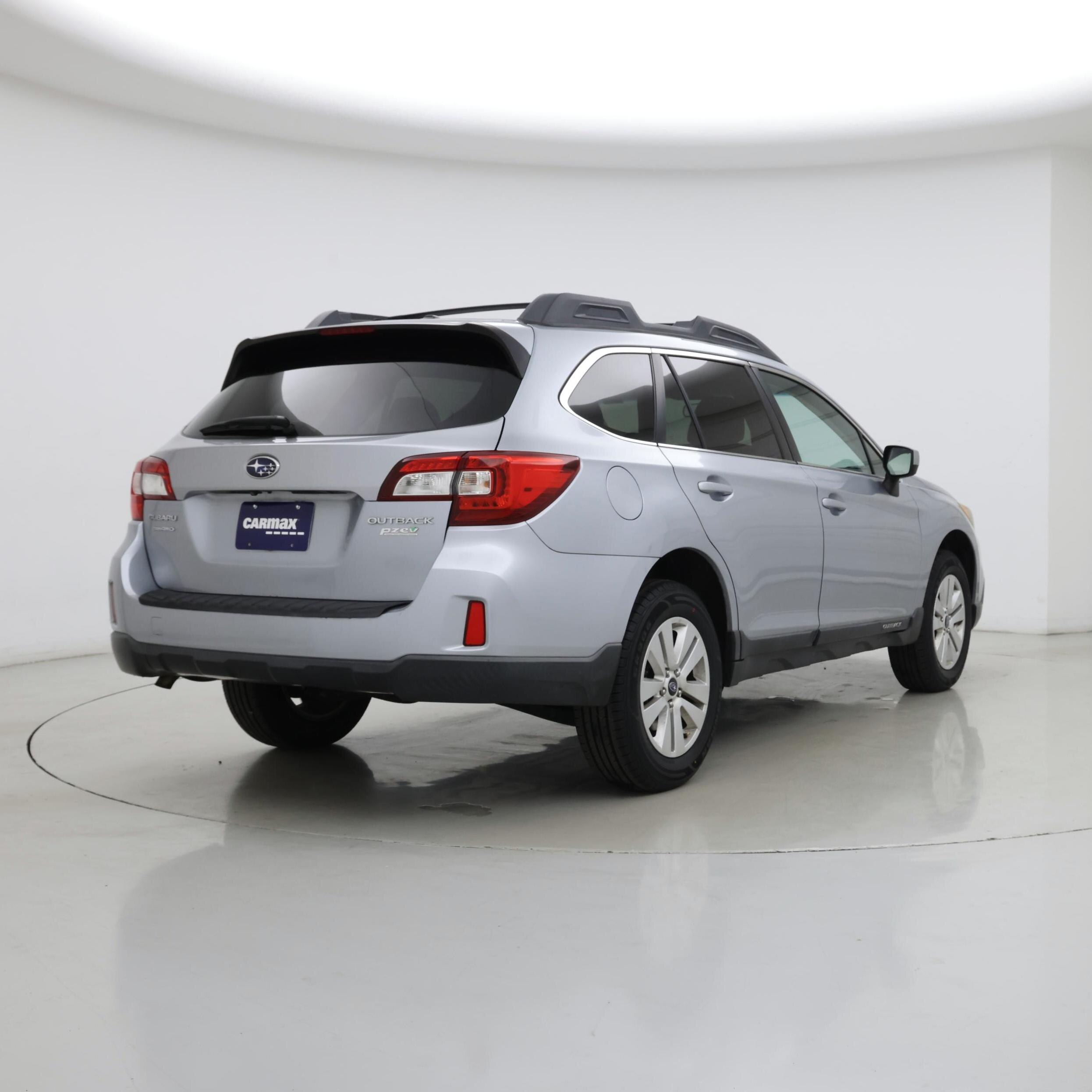 Thumbnail: 2015 Subaru Outback - 8