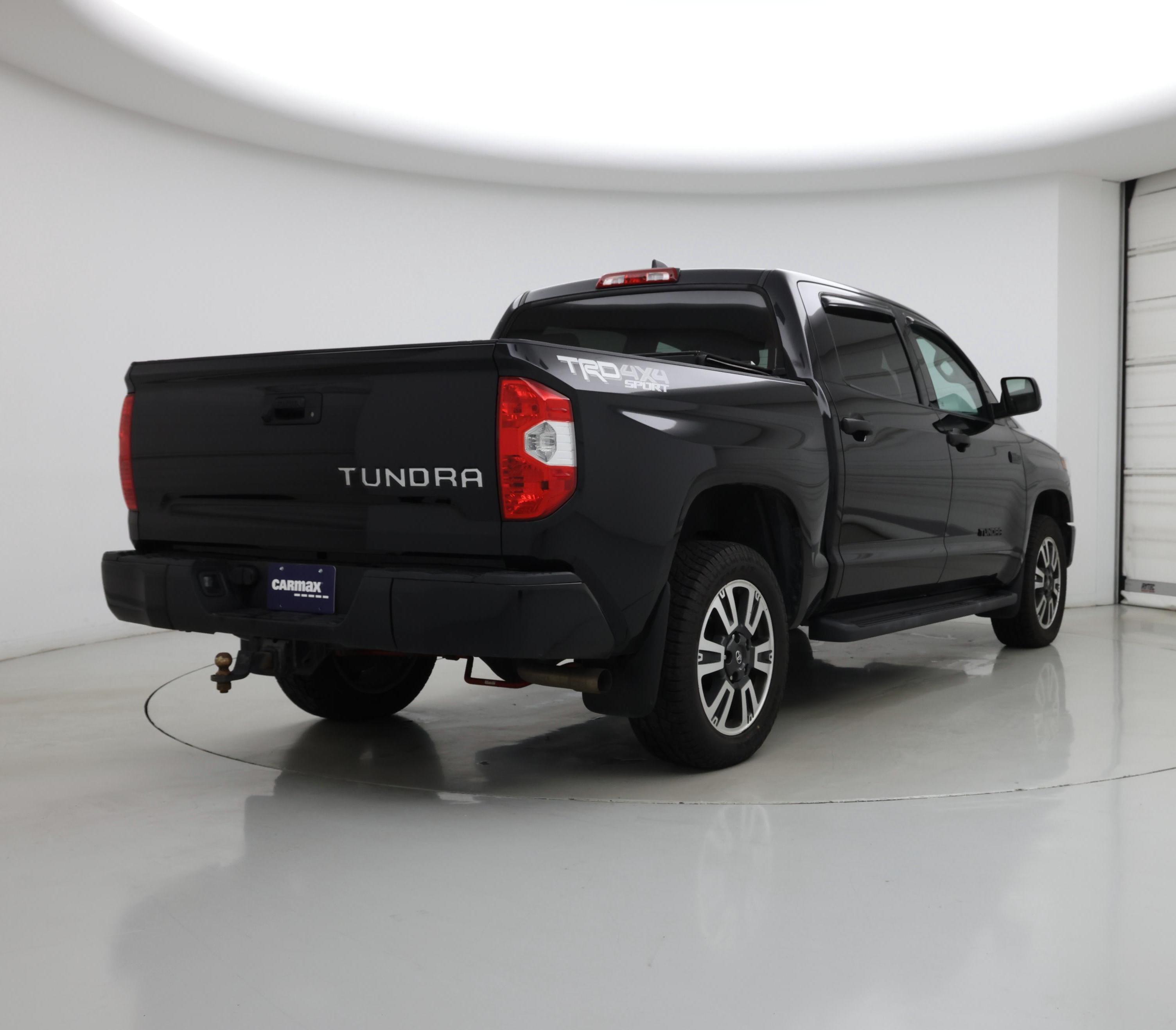 Thumbnail: 2020 Toyota Tundra - 8