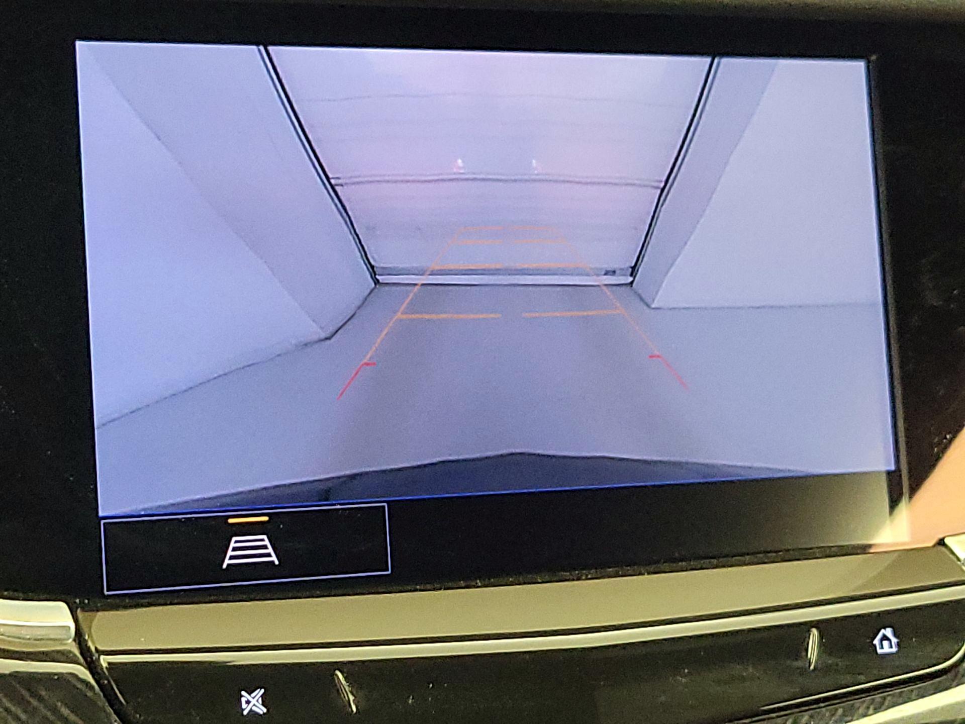 Thumbnail: 2022 Cadillac XT6 - 14