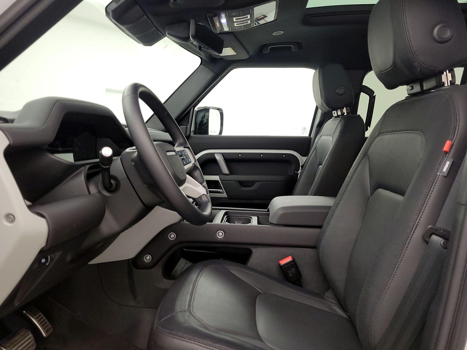 Thumbnail: 2024 Land Rover Defender - 11