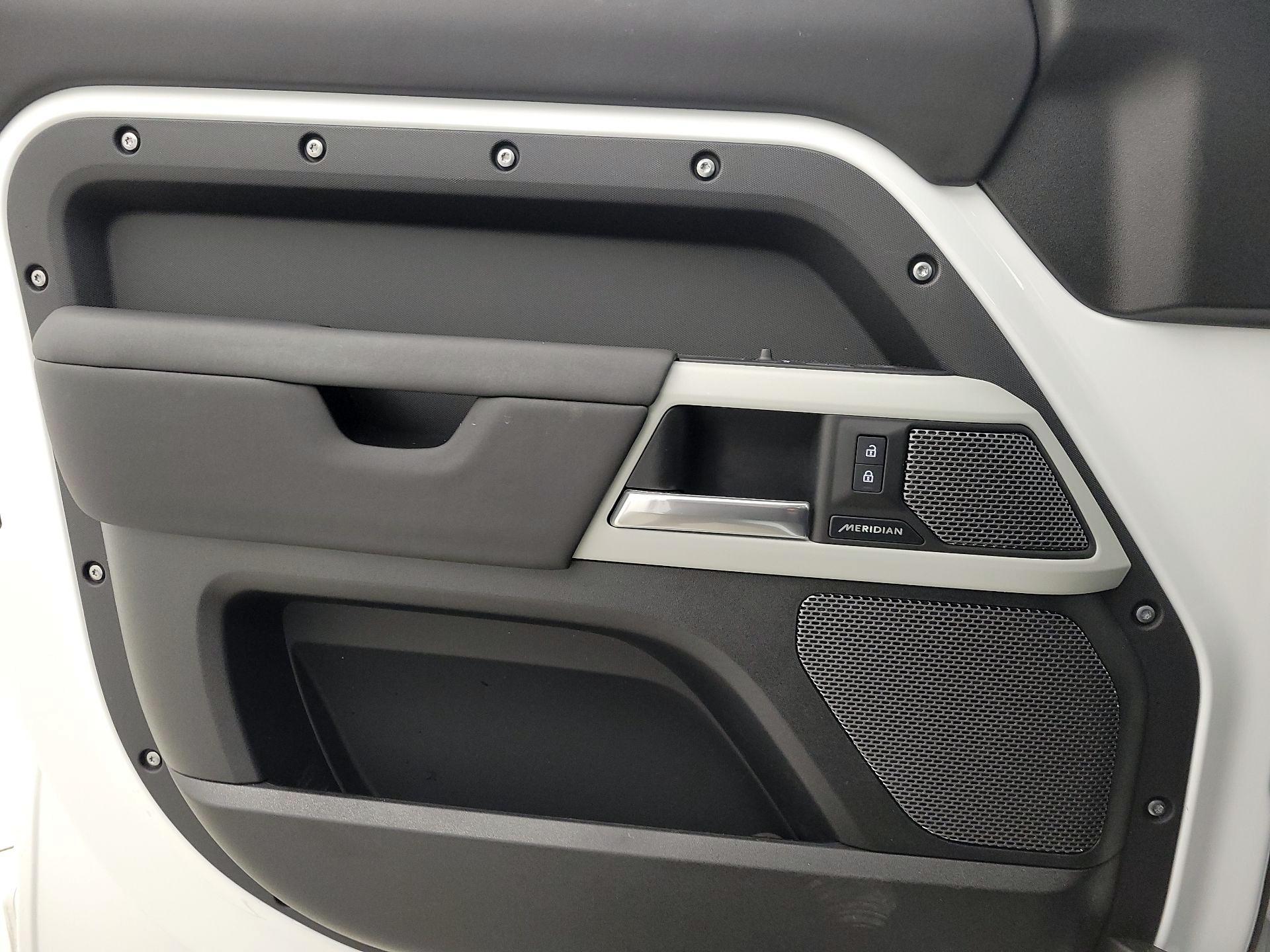 Thumbnail: 2024 Land Rover Defender - 12