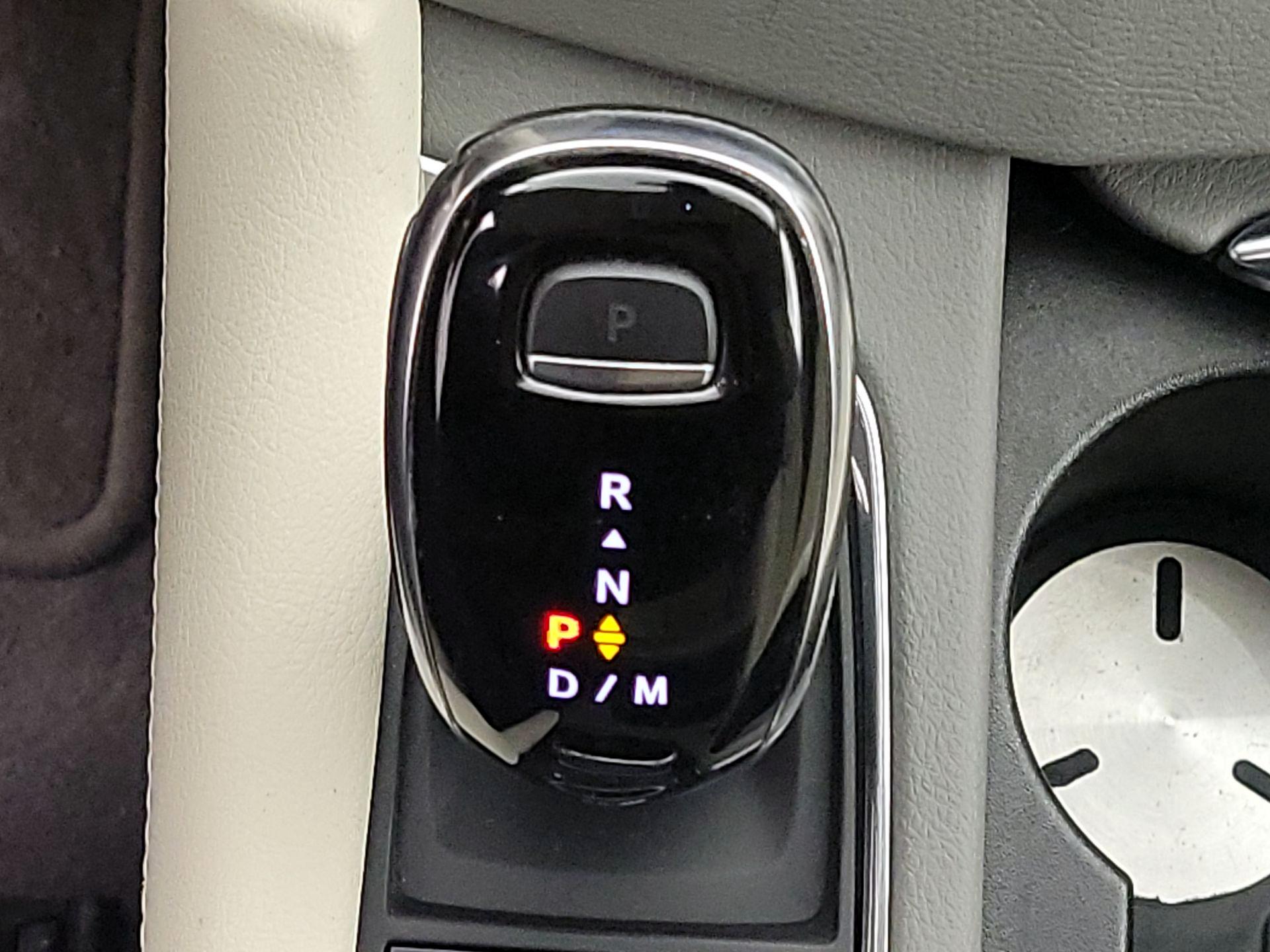 Thumbnail: 2020 Cadillac XT6 - 18