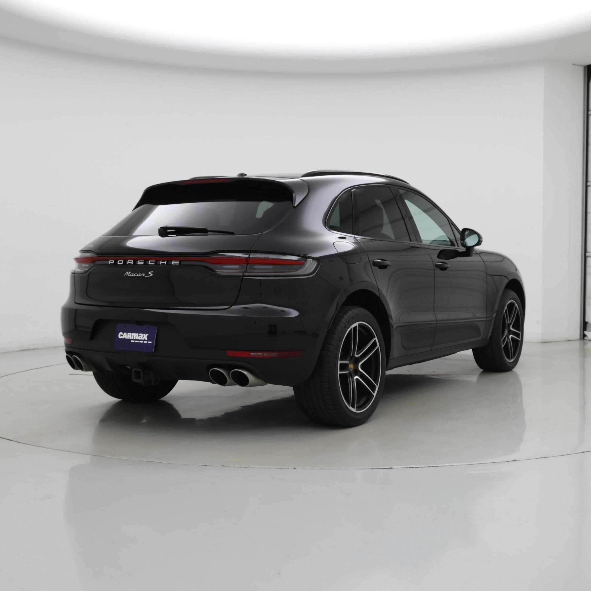 Thumbnail: 2021 Porsche Macan - 8