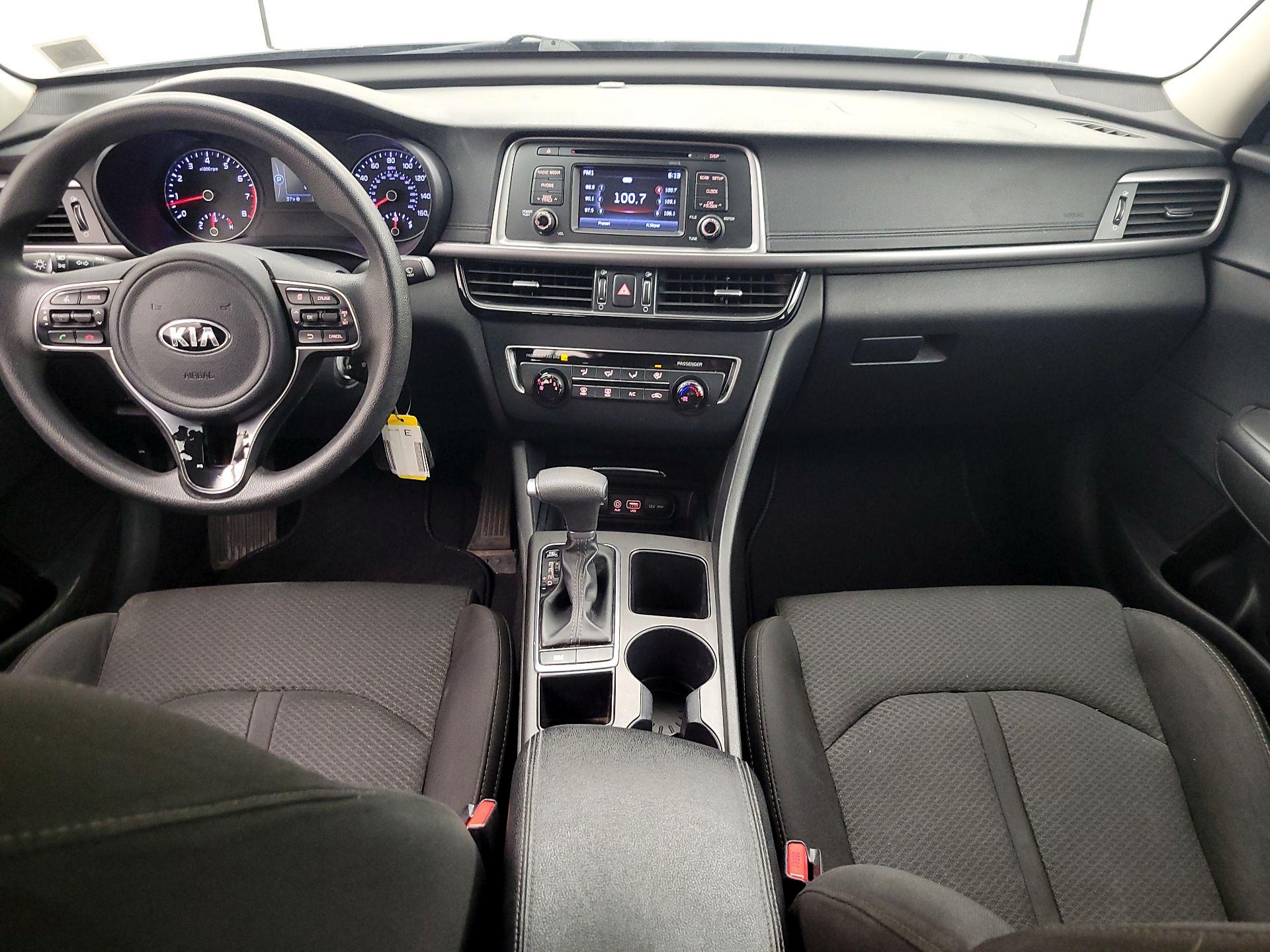 Thumbnail: 2017 Kia Optima - 9