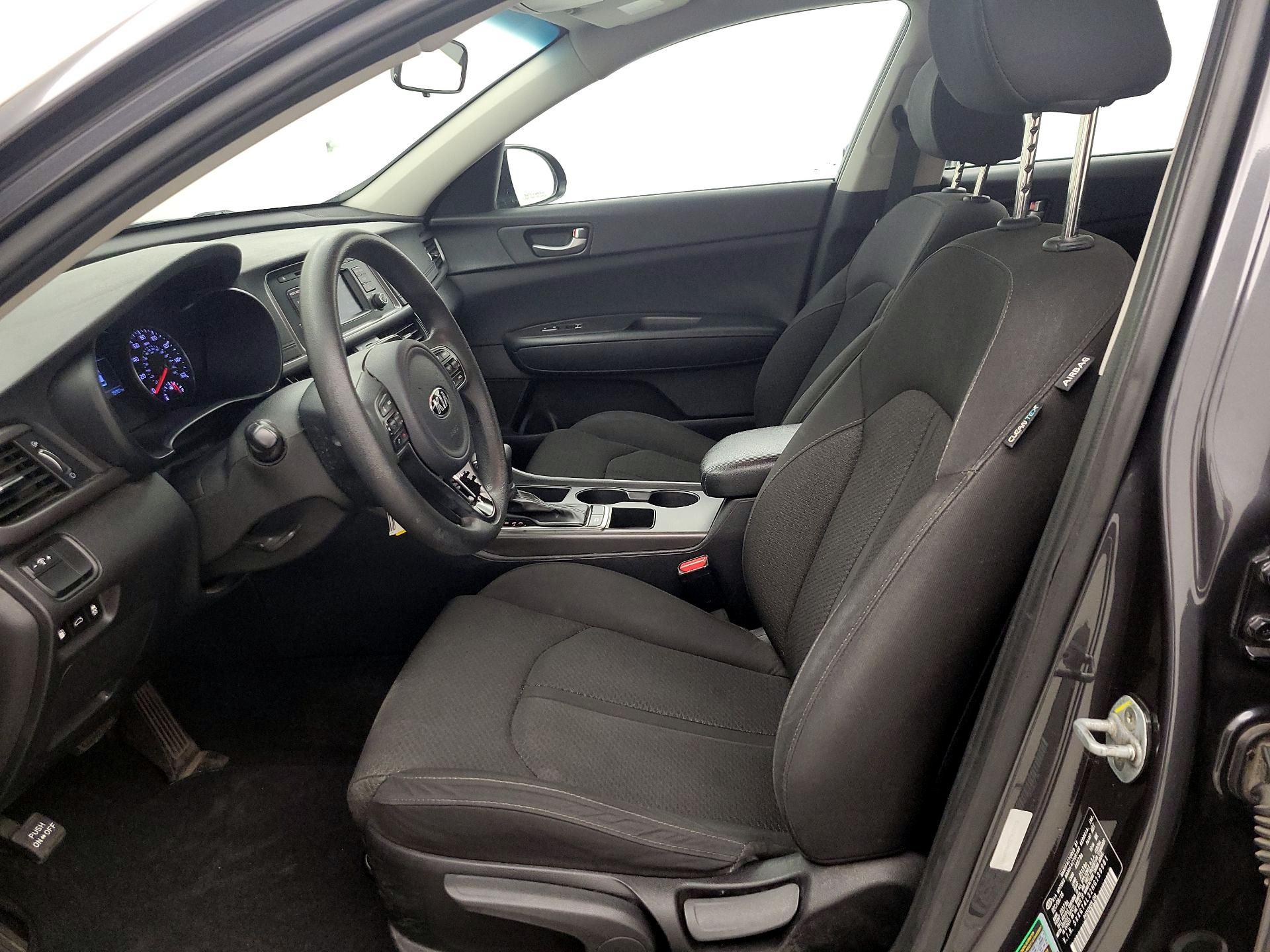 Thumbnail: 2017 Kia Optima - 11