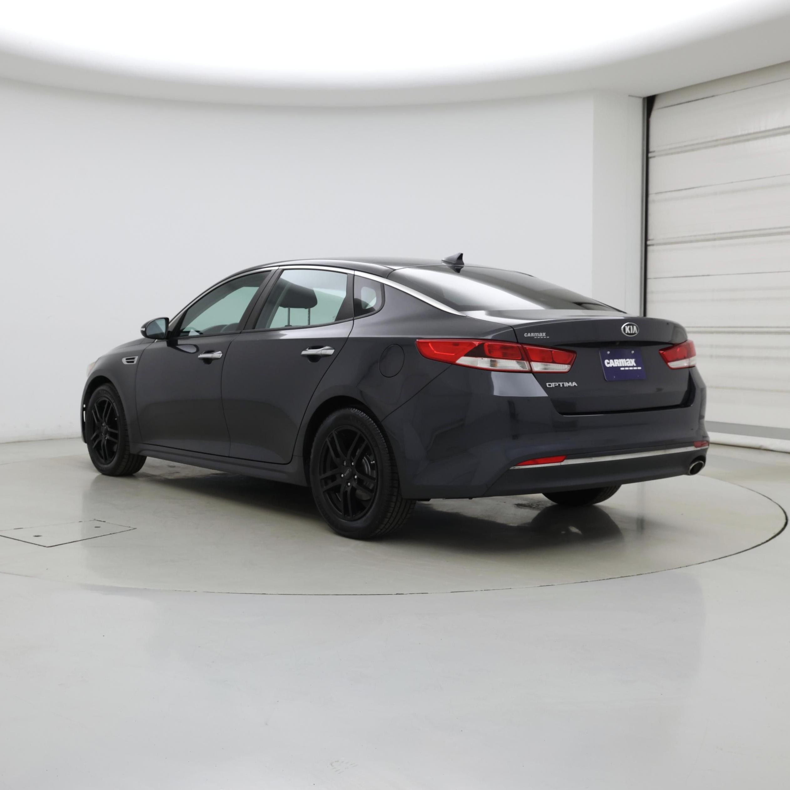 Thumbnail: 2017 Kia Optima - 2