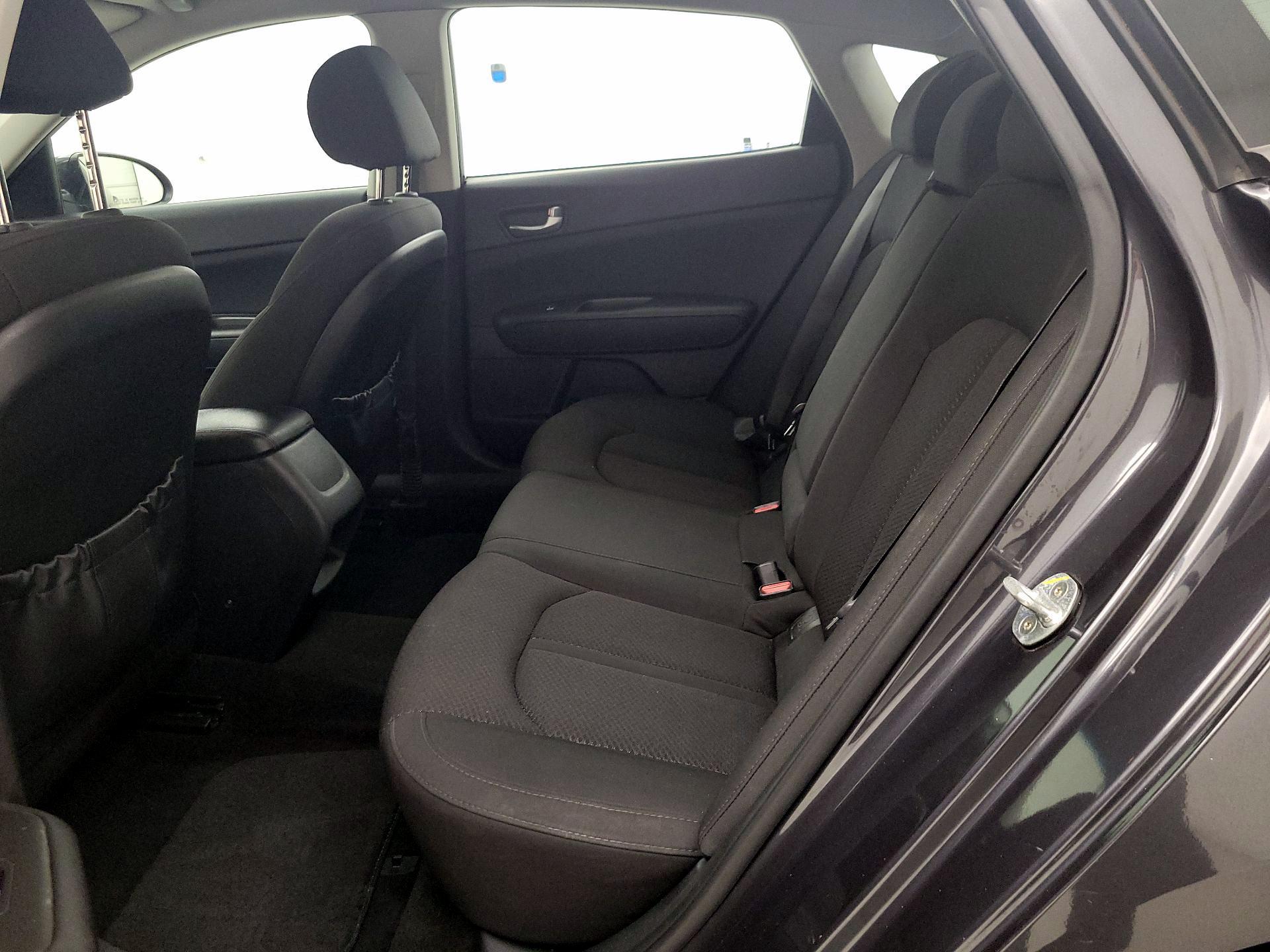 Thumbnail: 2017 Kia Optima - 19