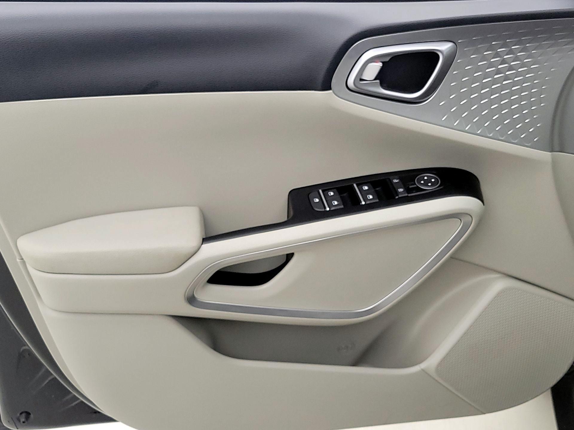 Thumbnail: 2025 Kia Soul - 12