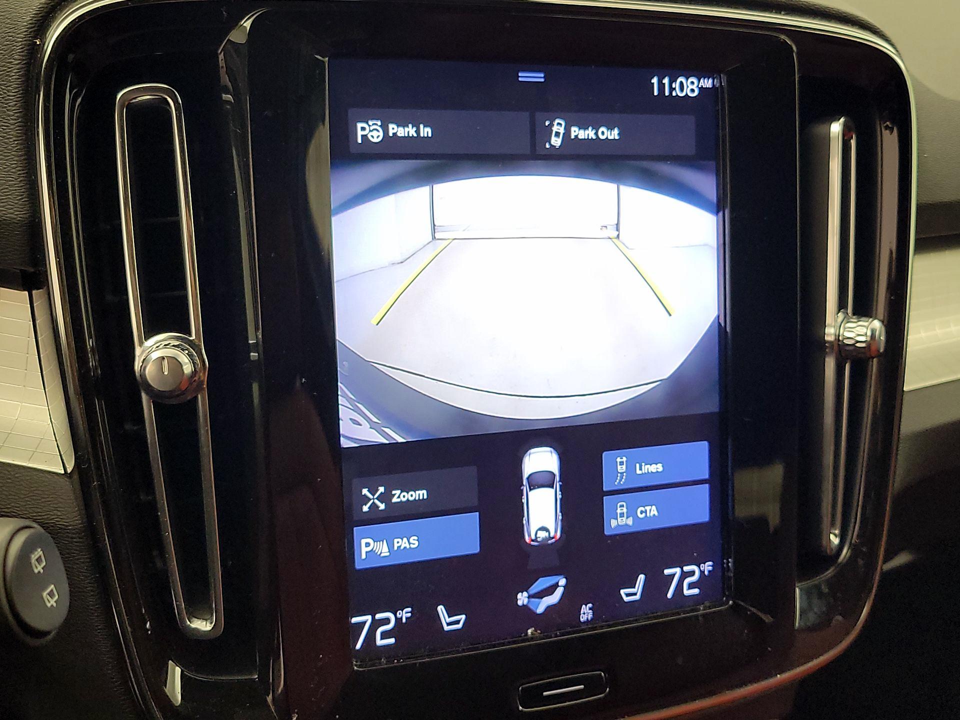 Thumbnail: 2019 Volvo XC40 - 15