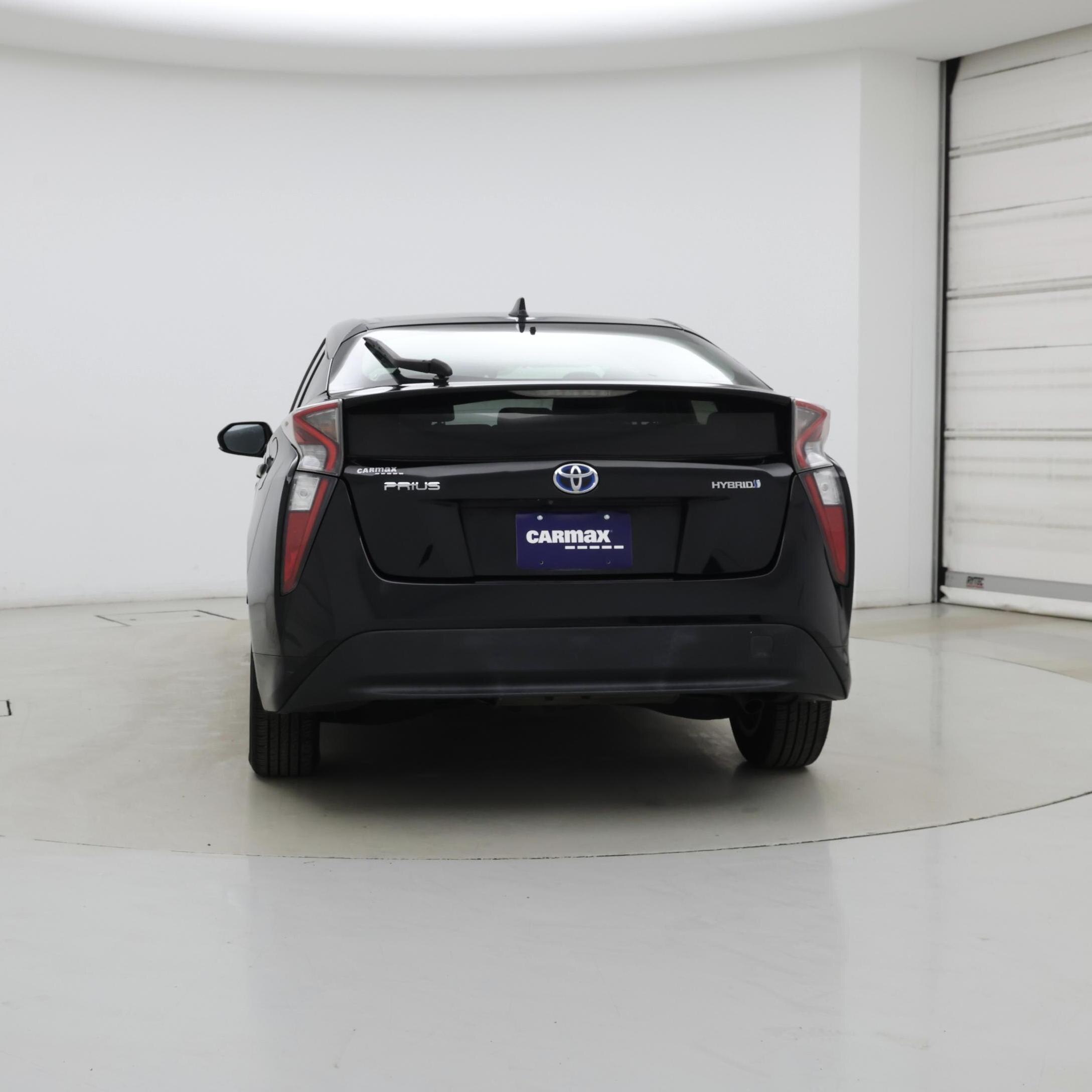 Thumbnail: 2017 Toyota Prius - 6