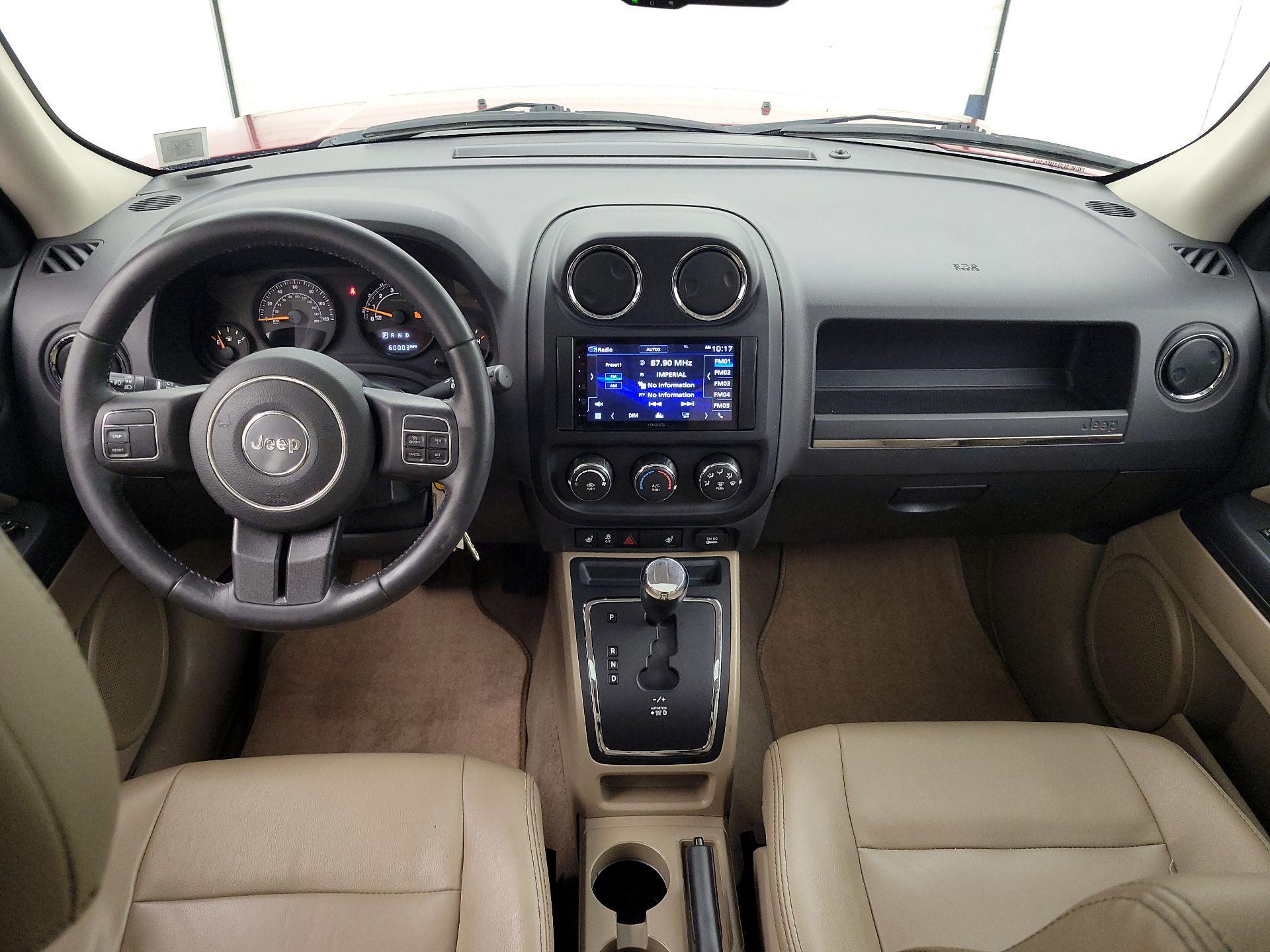 Thumbnail: 2017 Jeep Patriot - 9