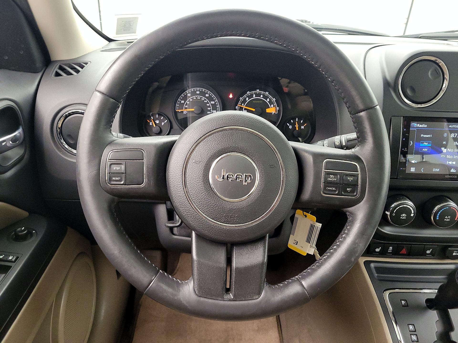 Thumbnail: 2017 Jeep Patriot - 10