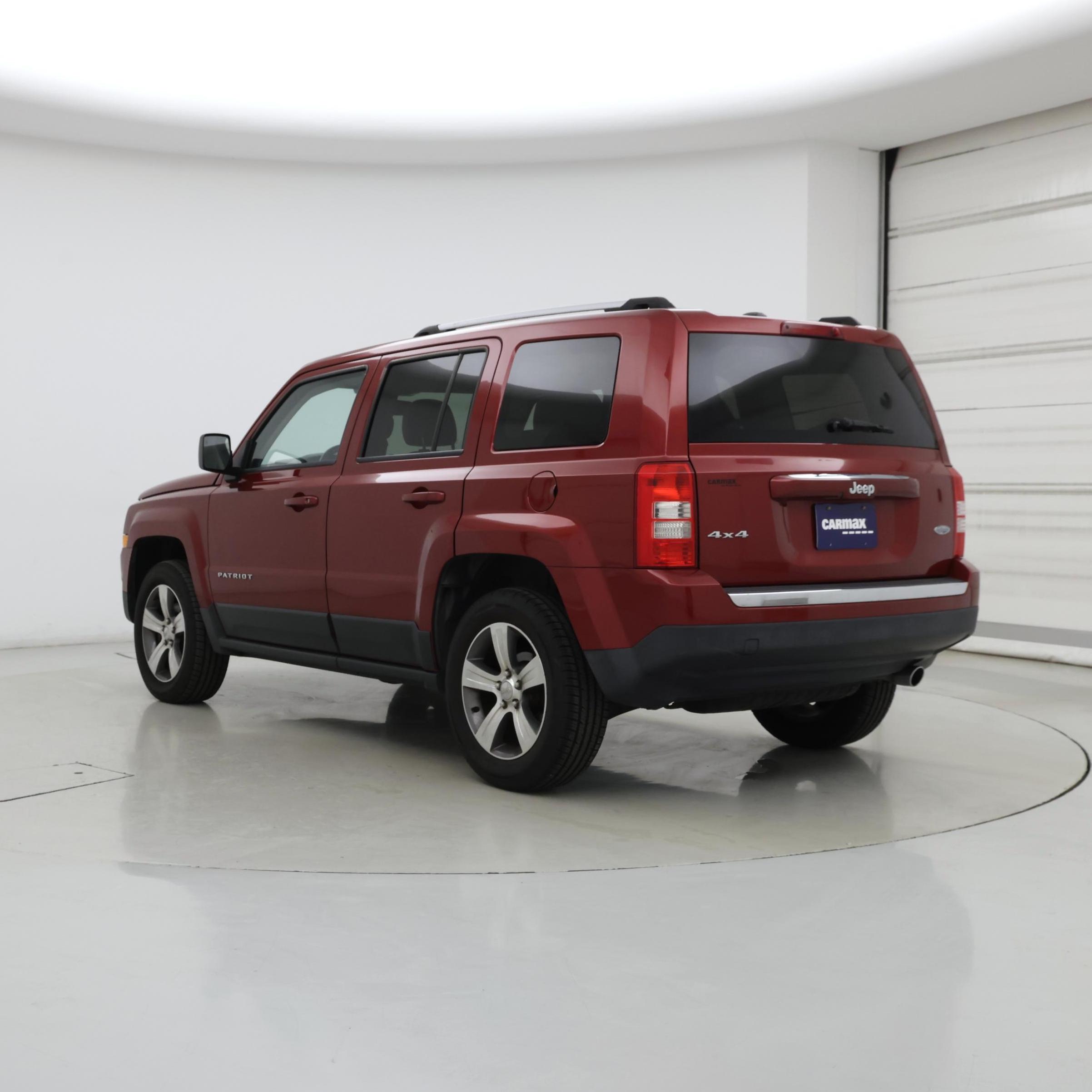 Thumbnail: 2017 Jeep Patriot - 2