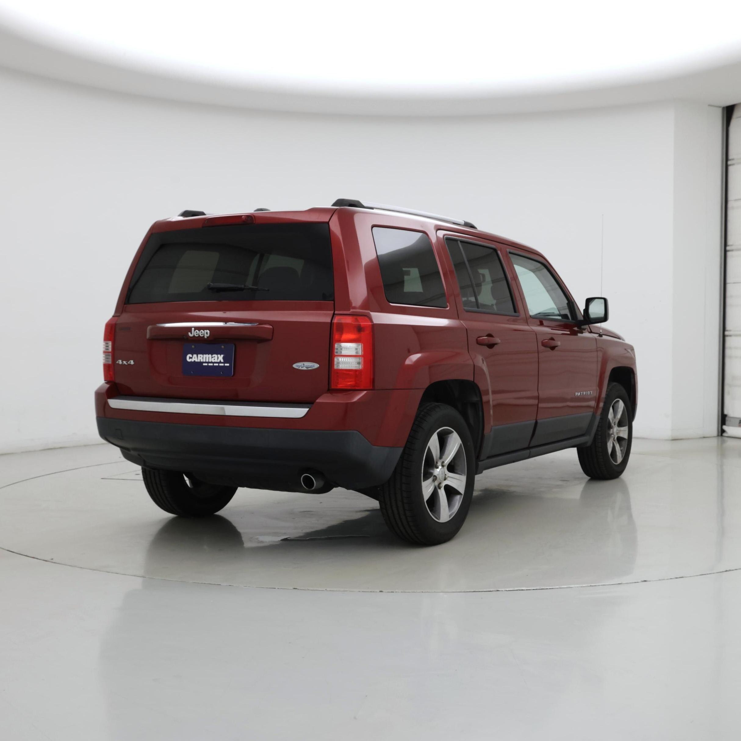 Thumbnail: 2017 Jeep Patriot - 8