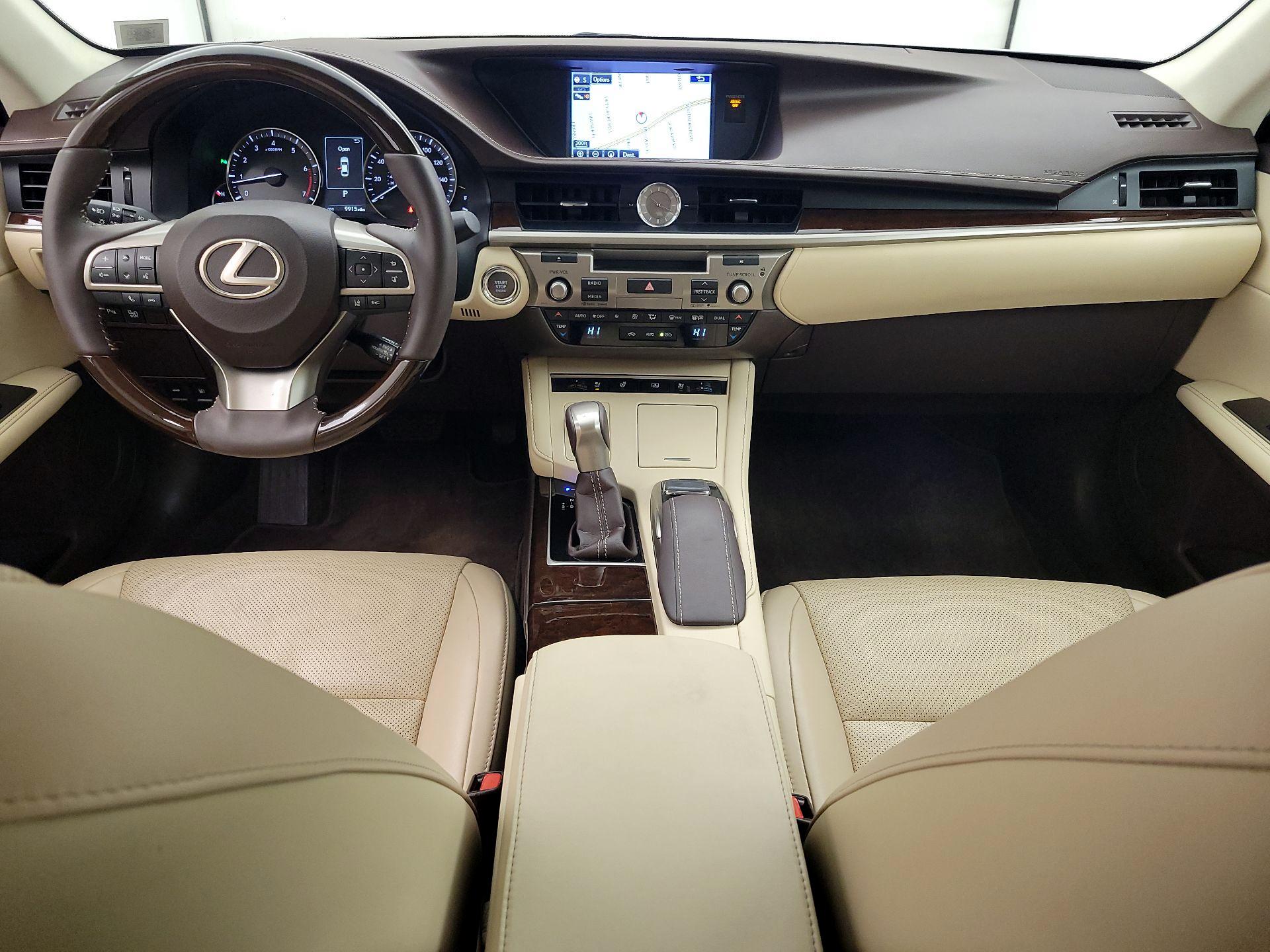 Thumbnail: 2016 Lexus ES - 9