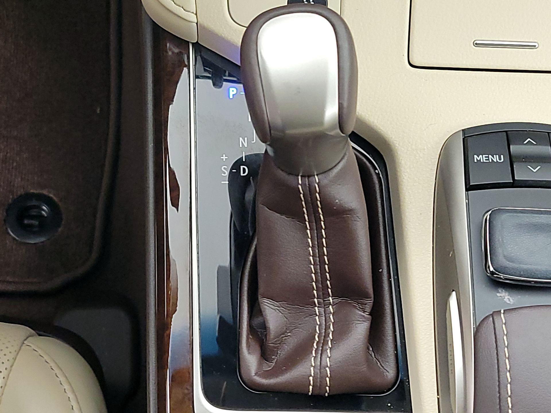 Thumbnail: 2016 Lexus ES - 18