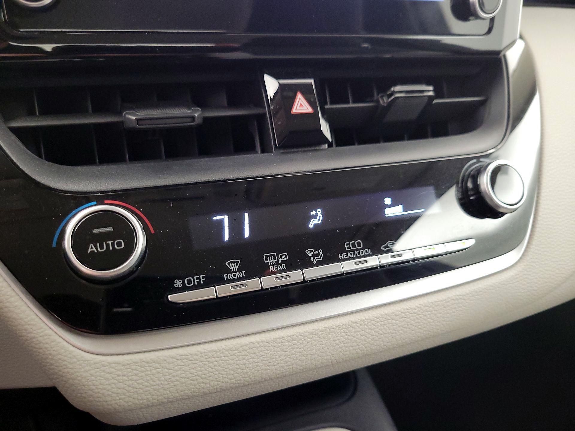 Thumbnail: 2020 Toyota Corolla - 16