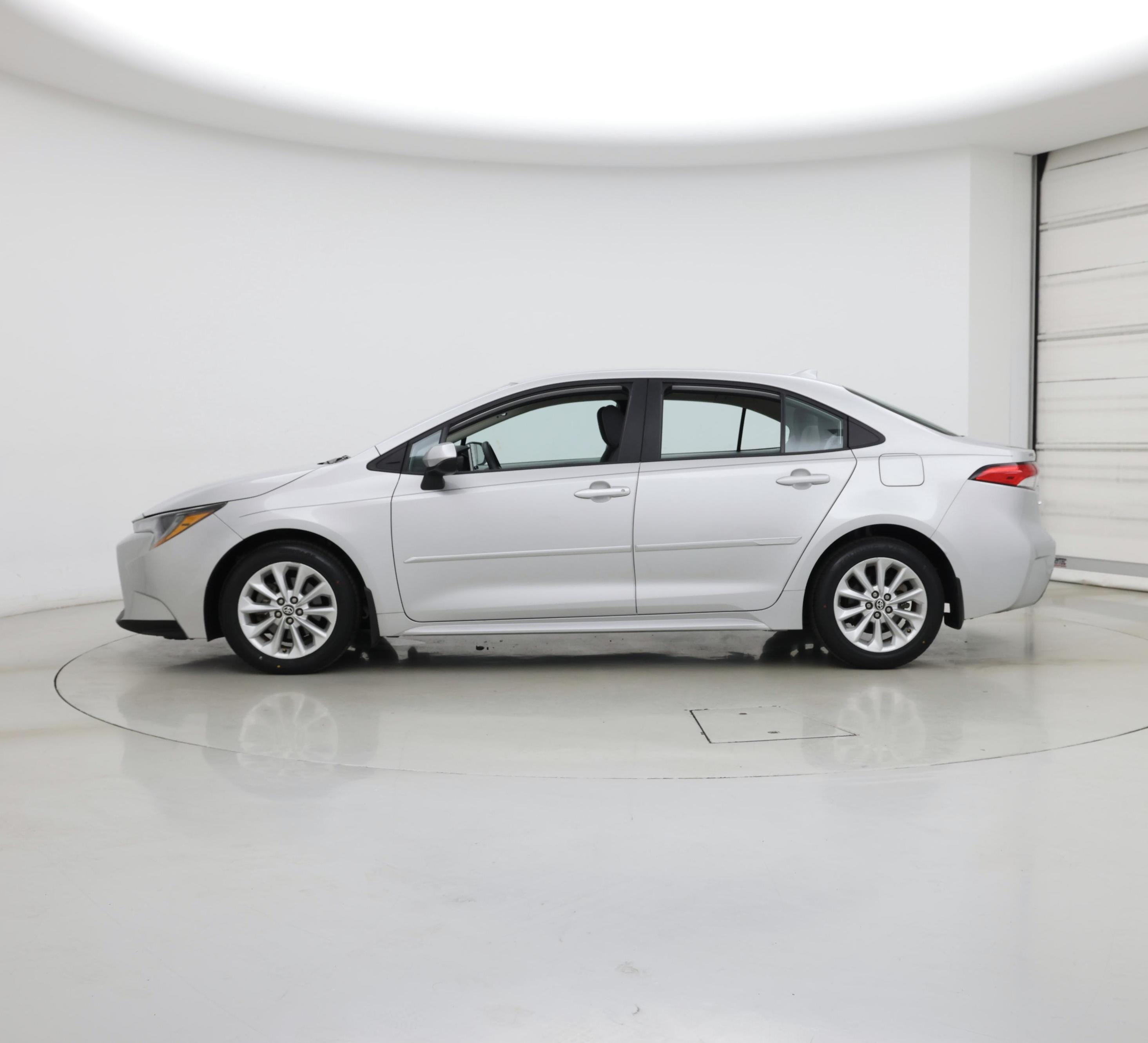 Thumbnail: 2020 Toyota Corolla - 3