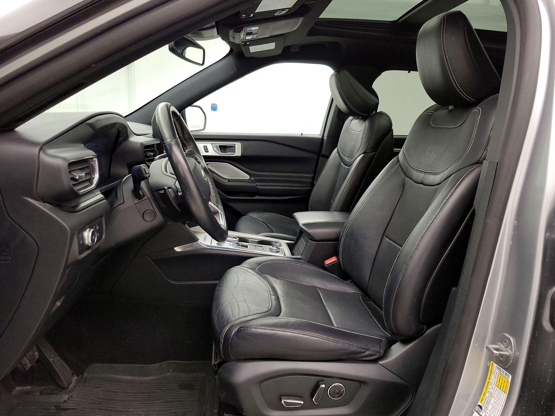 Thumbnail: 2020 Ford Explorer - 11