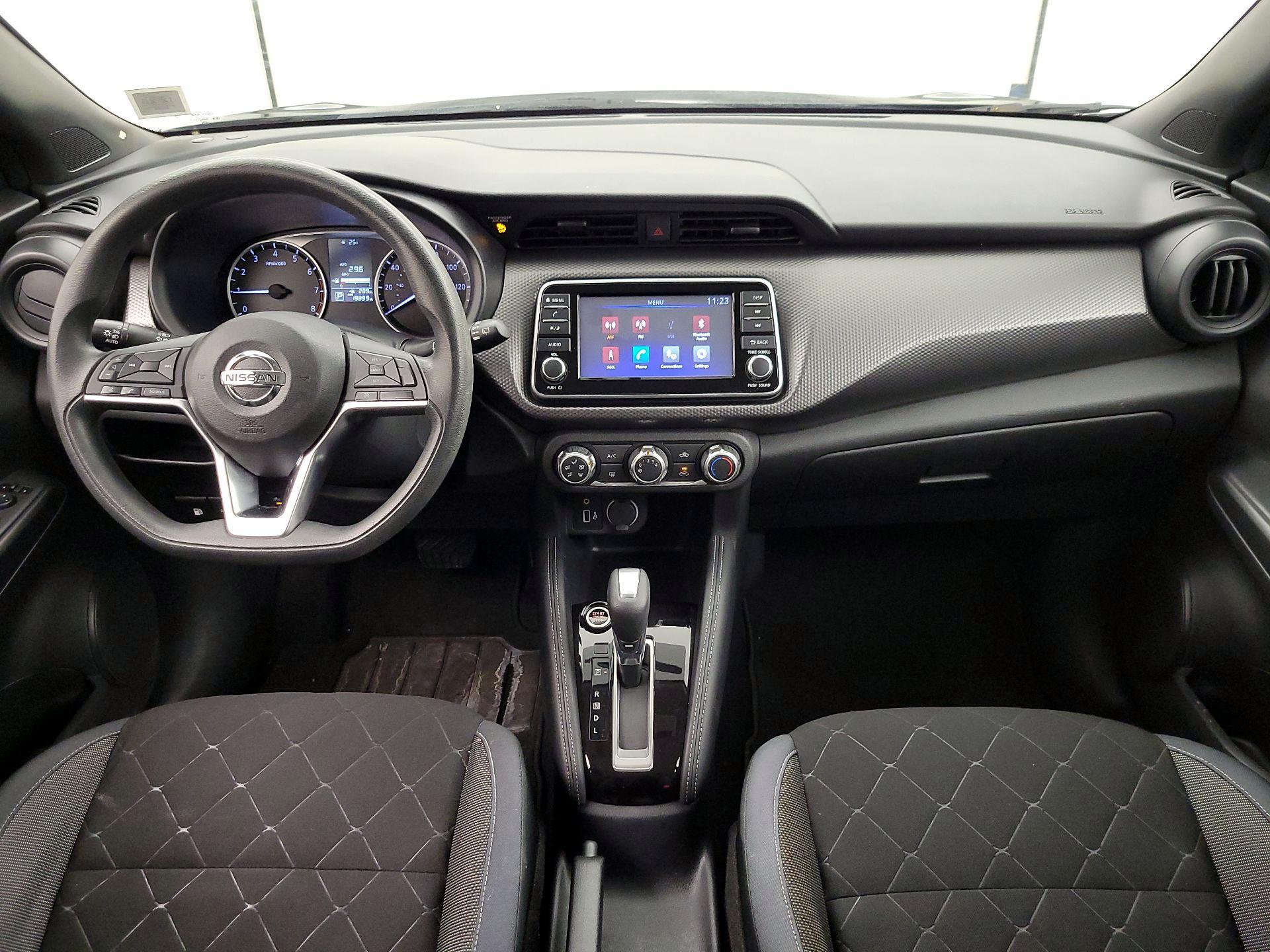 Thumbnail: 2019 Nissan Kicks - 9