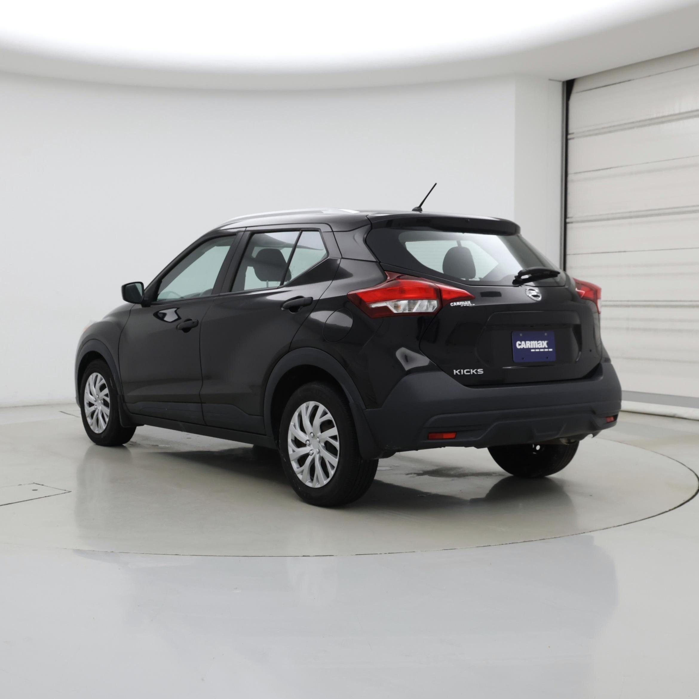 Thumbnail: 2019 Nissan Kicks - 2