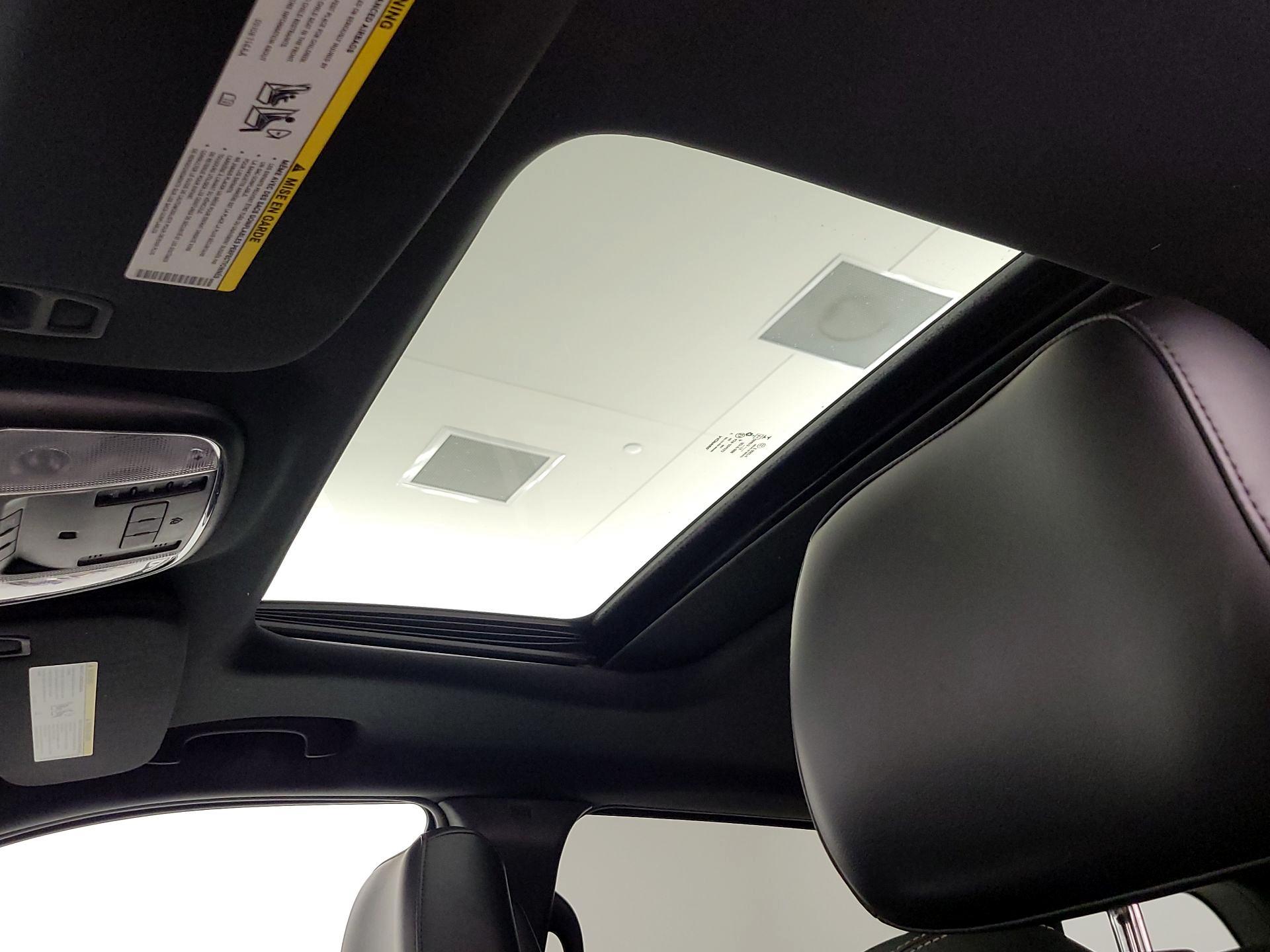 Thumbnail: 2016 Jeep Grand Cherokee - 20