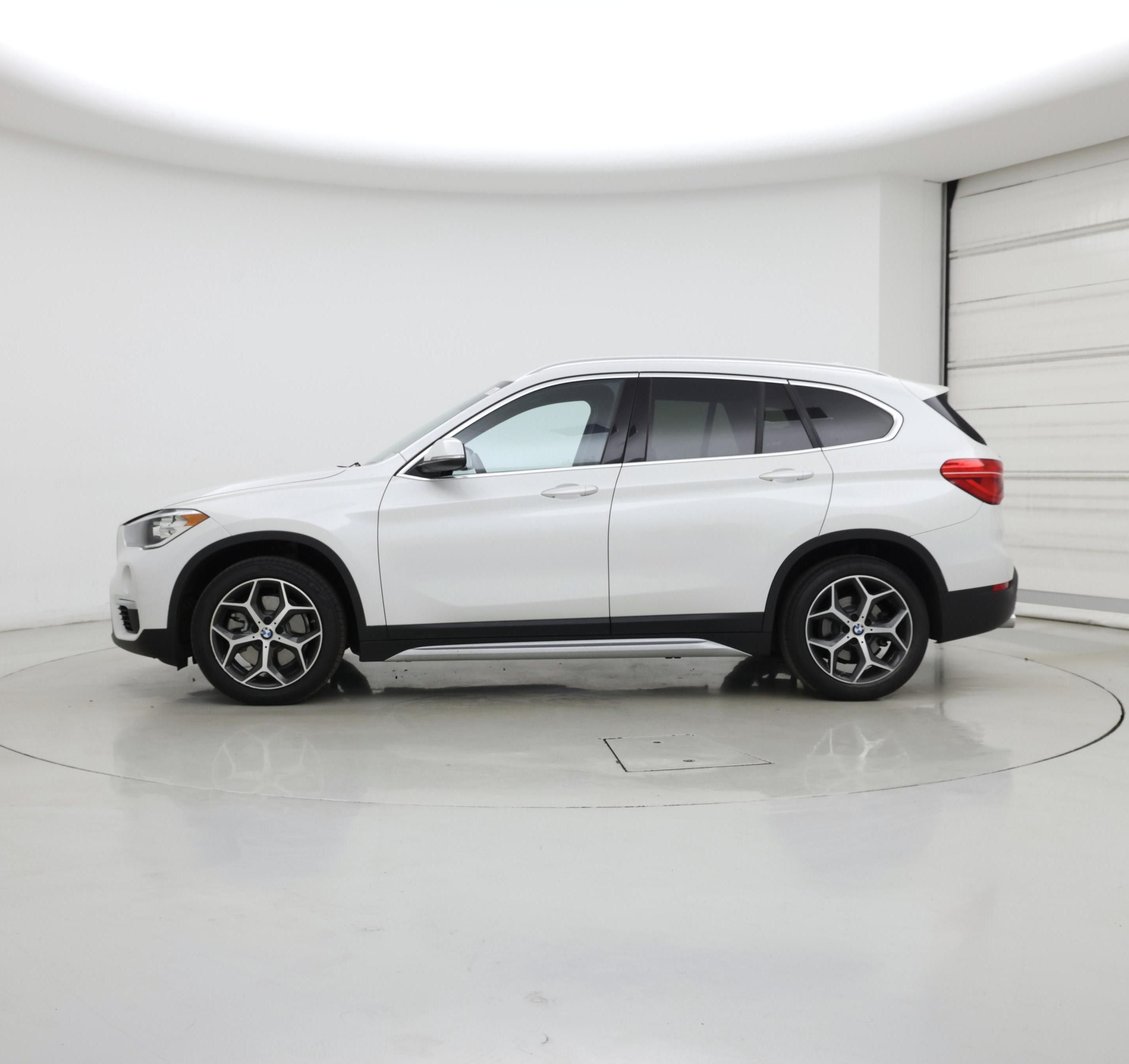 Thumbnail: 2018 BMW X1 - 3