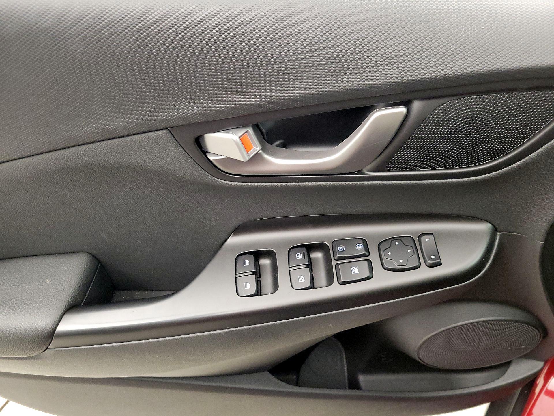 Thumbnail: 2021 Hyundai Kona - 12