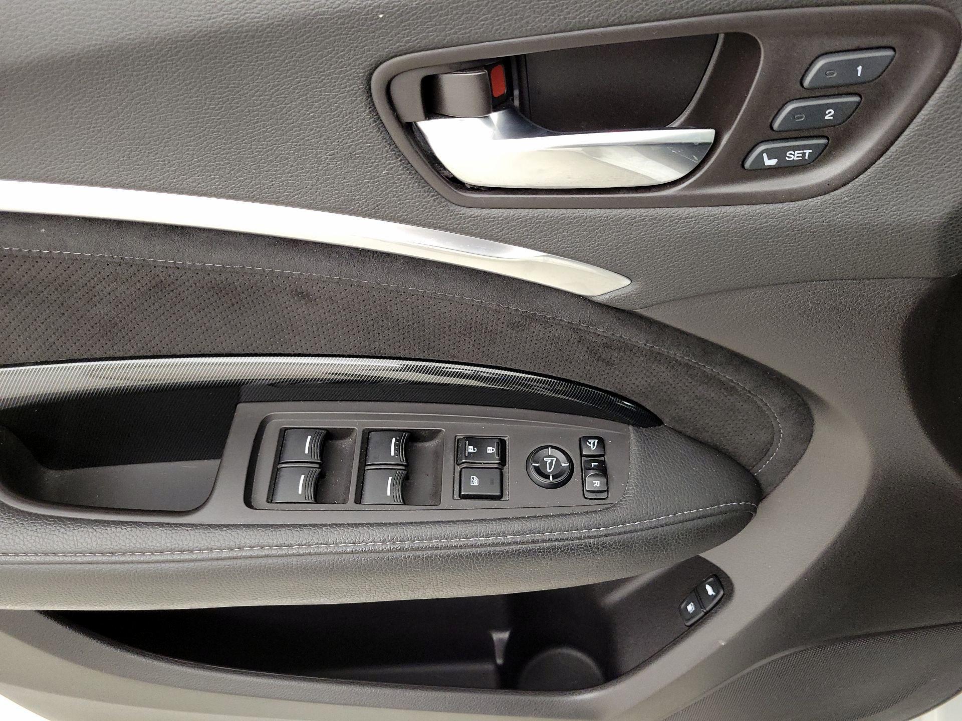 Thumbnail: 2019 Acura MDX - 12