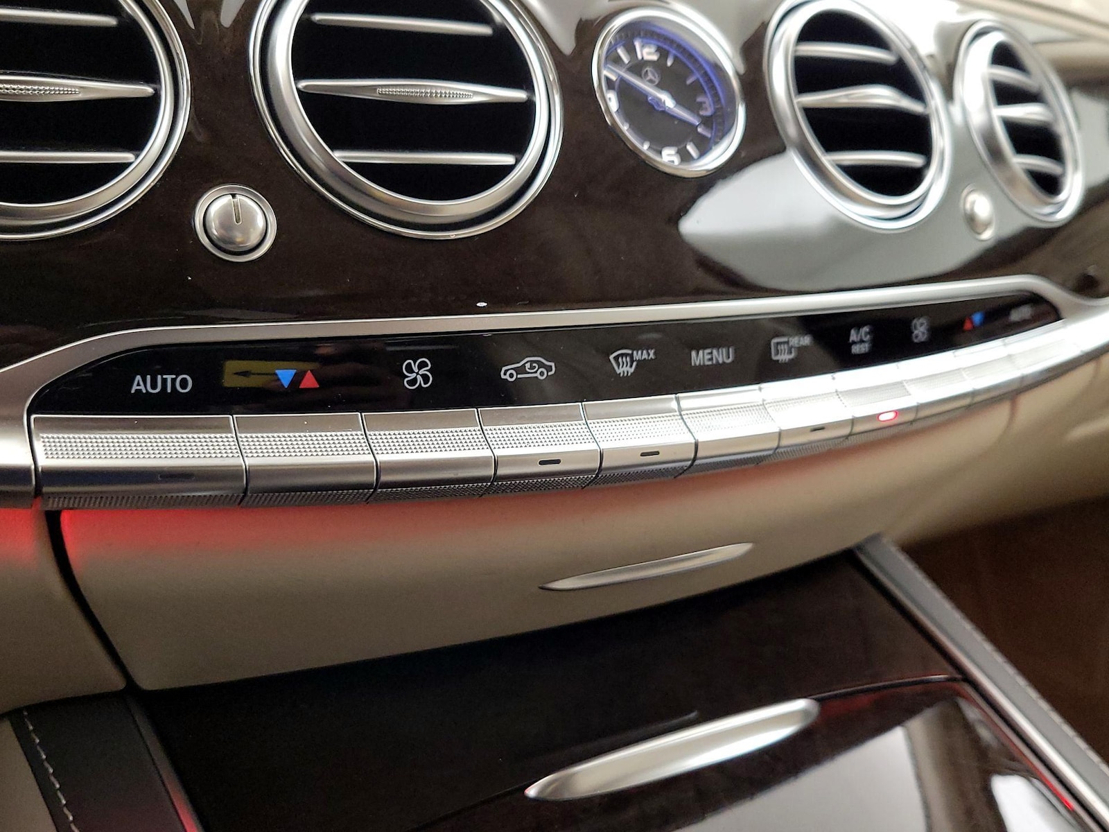 2015 Mercedes-Benz S-Class S550 - Photo 18