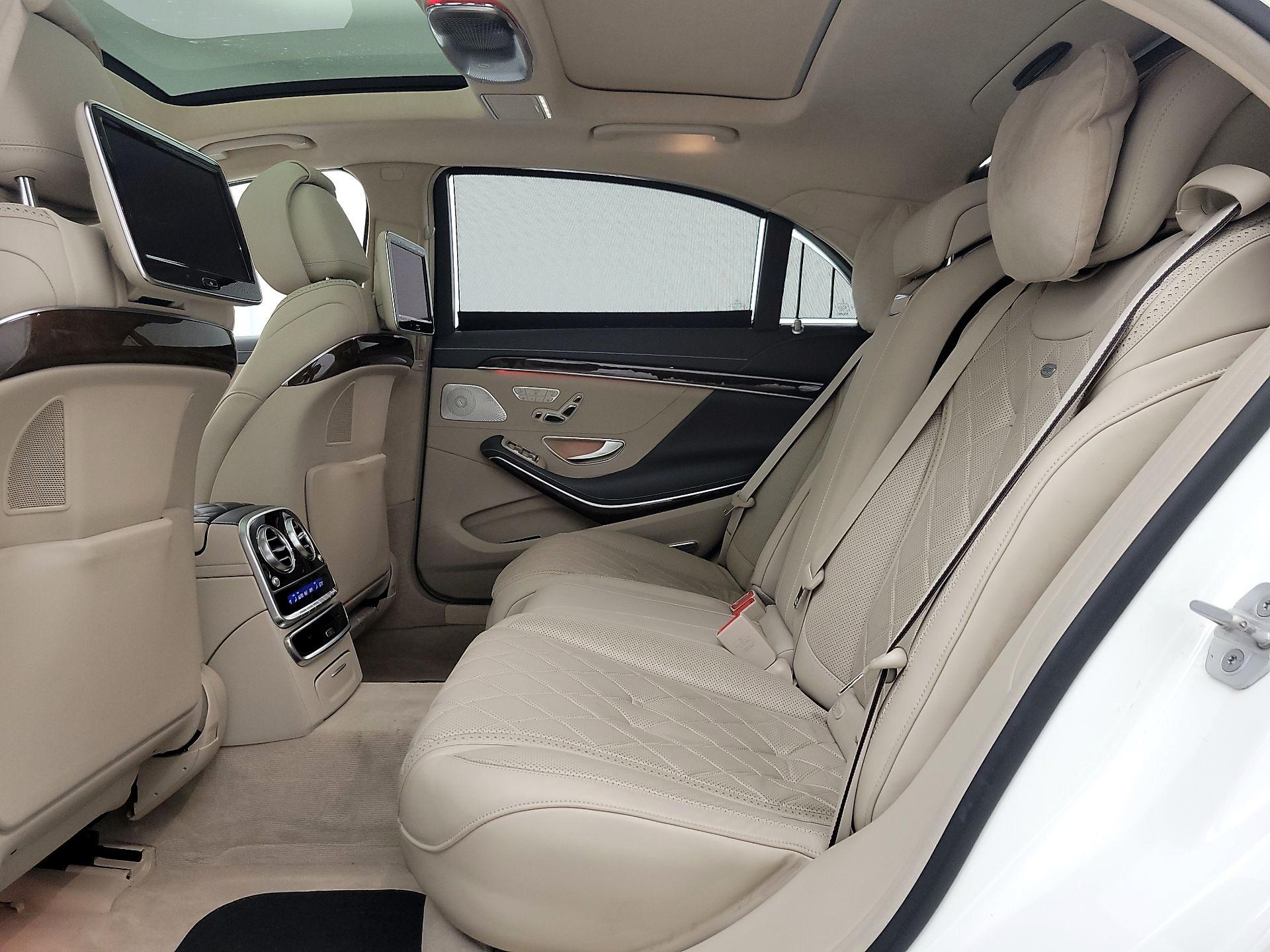 Thumbnail: 2015 Mercedes-Benz S-Class - 20