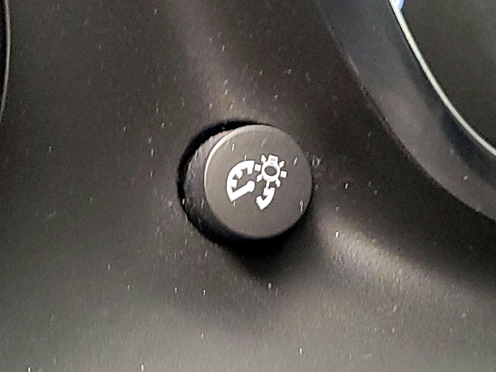 Thumbnail: 2018 Chevrolet Camaro - 13