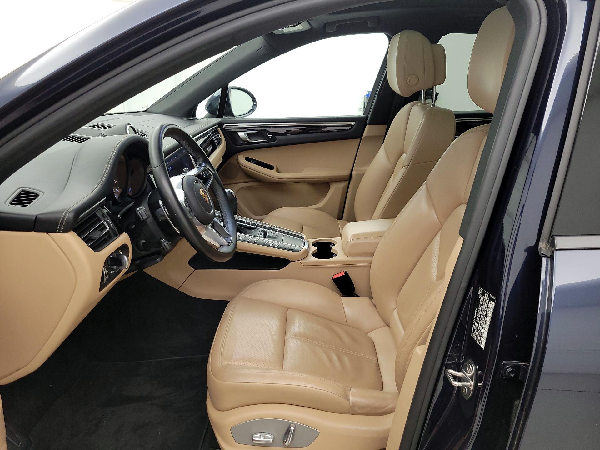 Thumbnail: 2021 Porsche Macan - 11